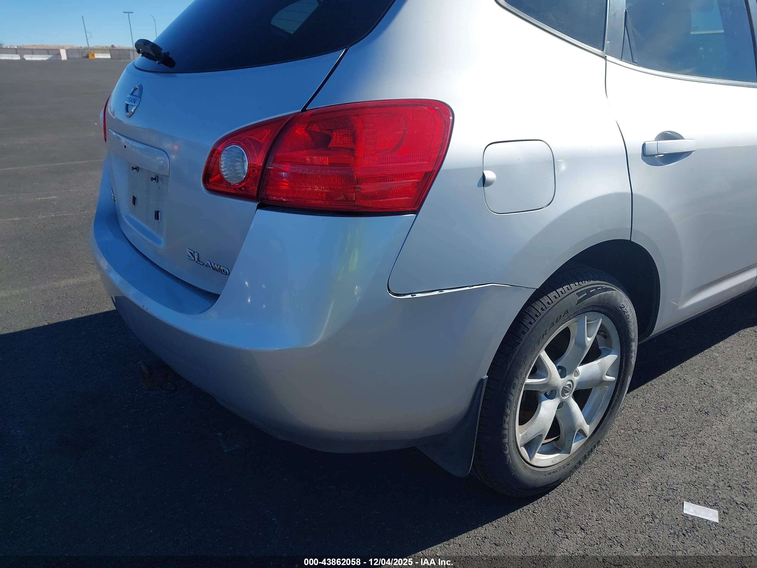 NISSAN ROGUE image 6