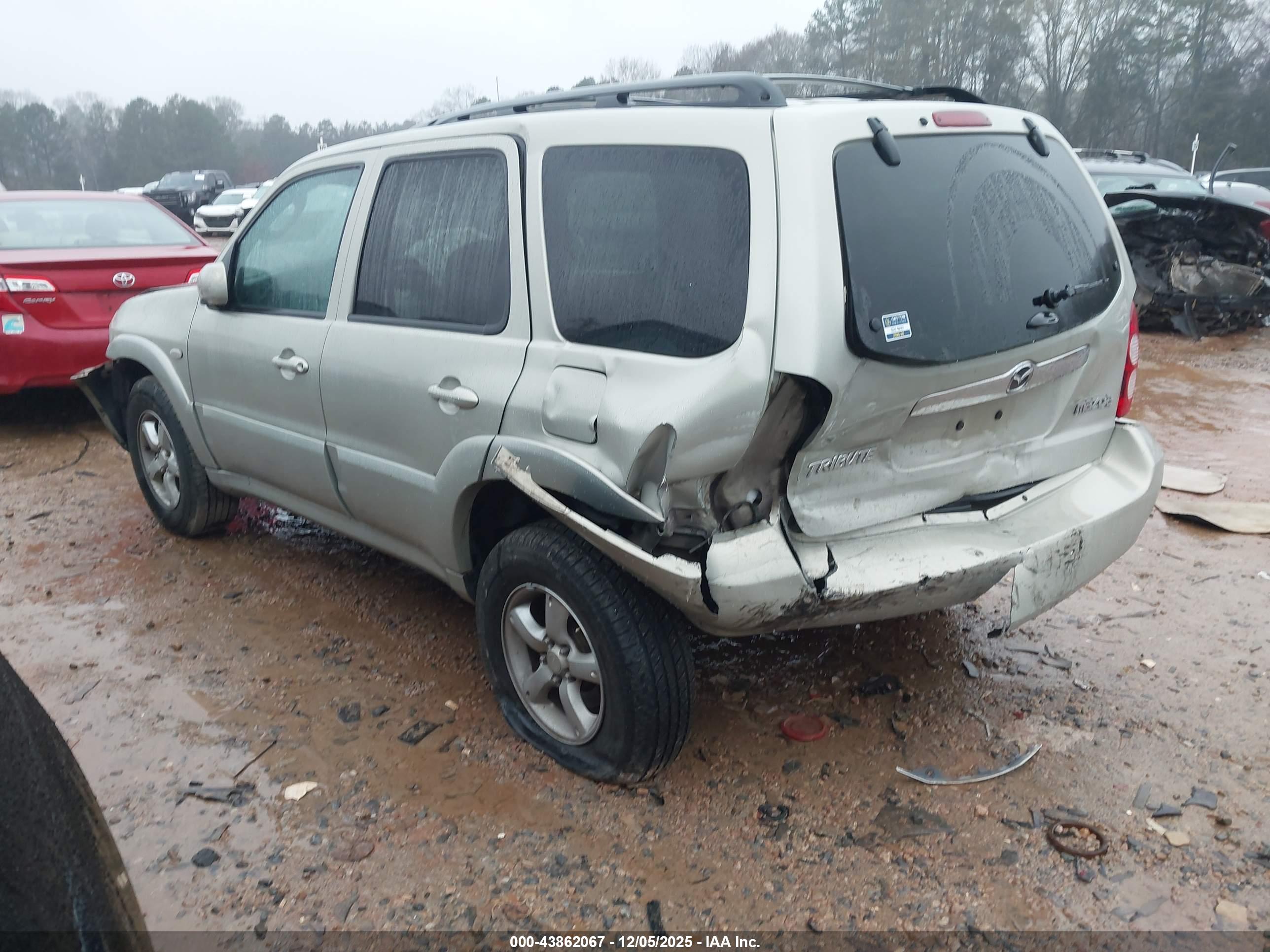 MAZDA TRIBUTE image 3