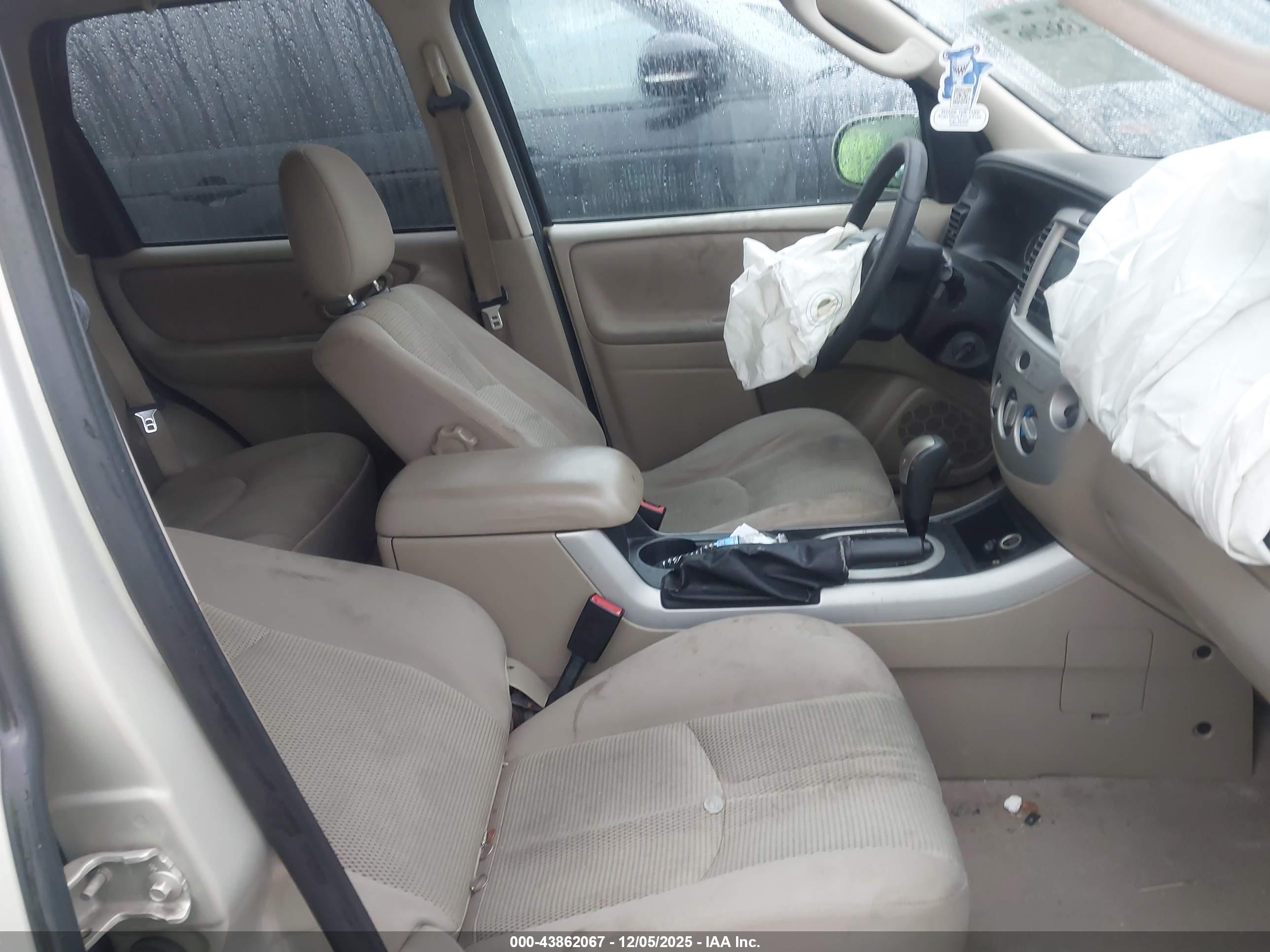 MAZDA TRIBUTE image 5