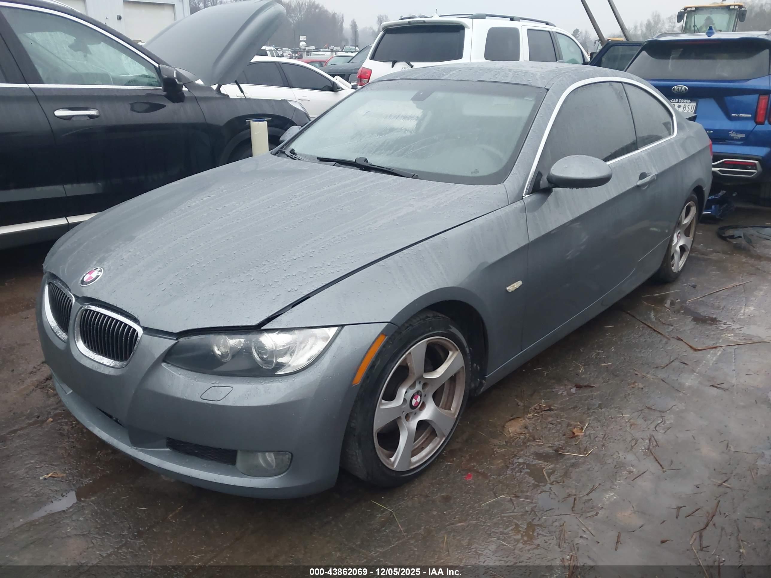 BMW 328I image 2