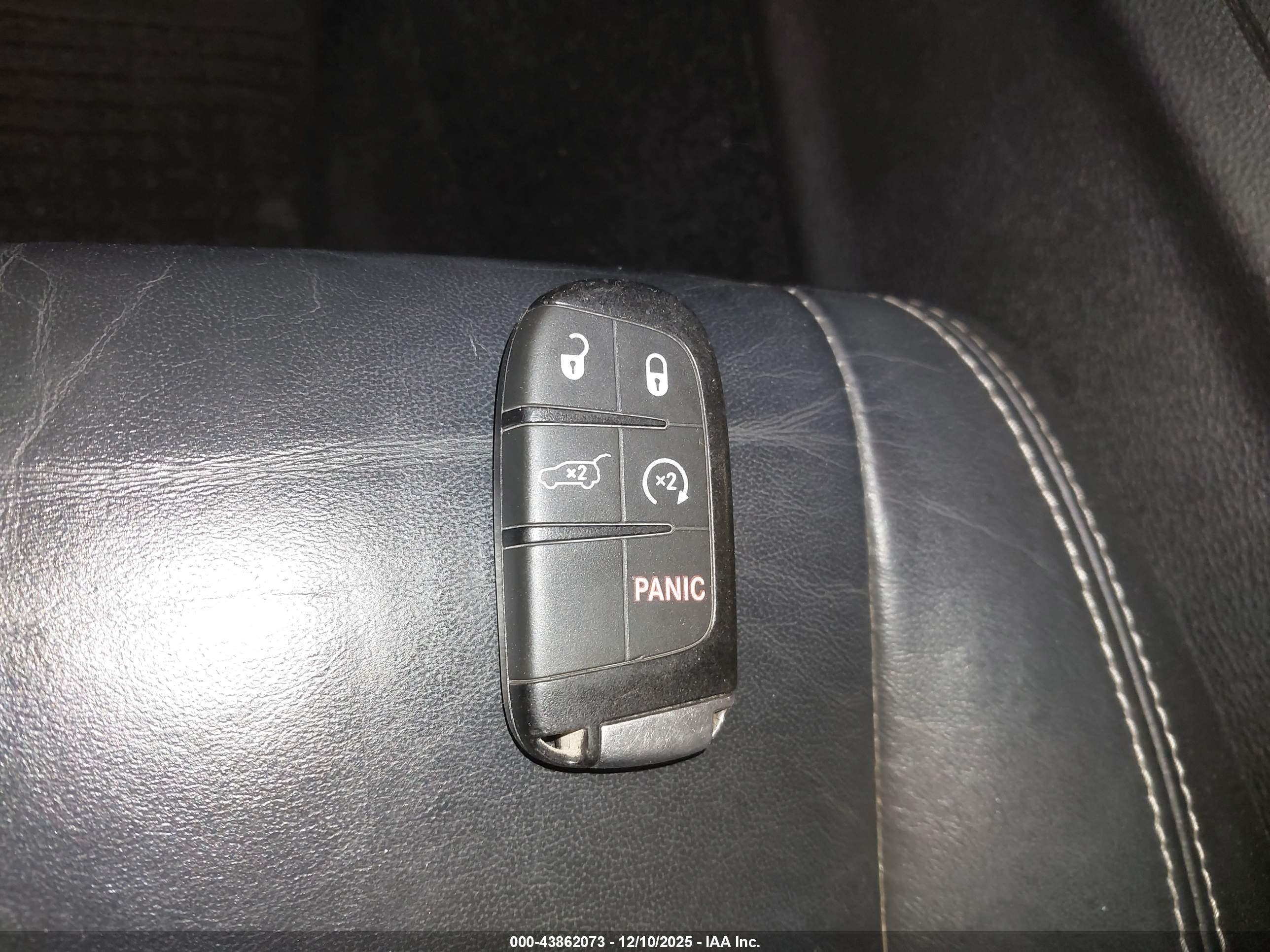 JEEP GRAND image 11