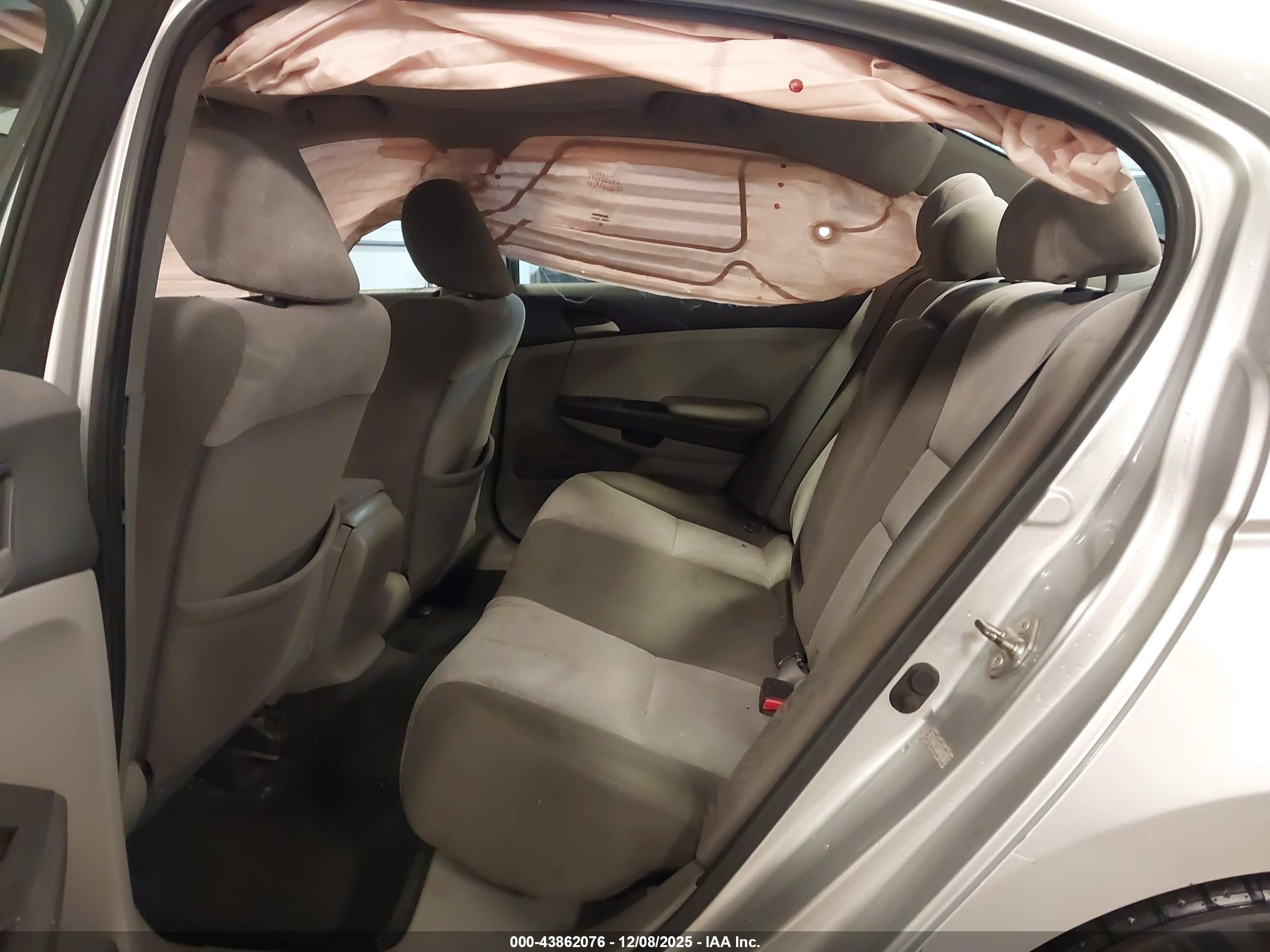 HONDA ACCORD image 8