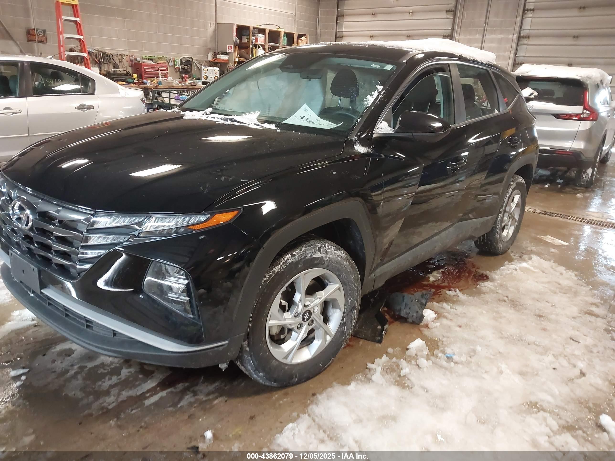 HYUNDAI TUCSON image 2