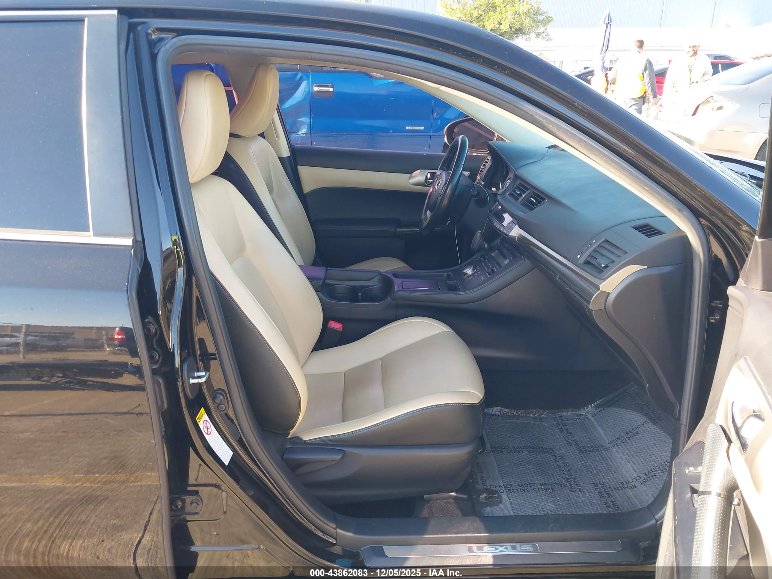LEXUS CT image 5