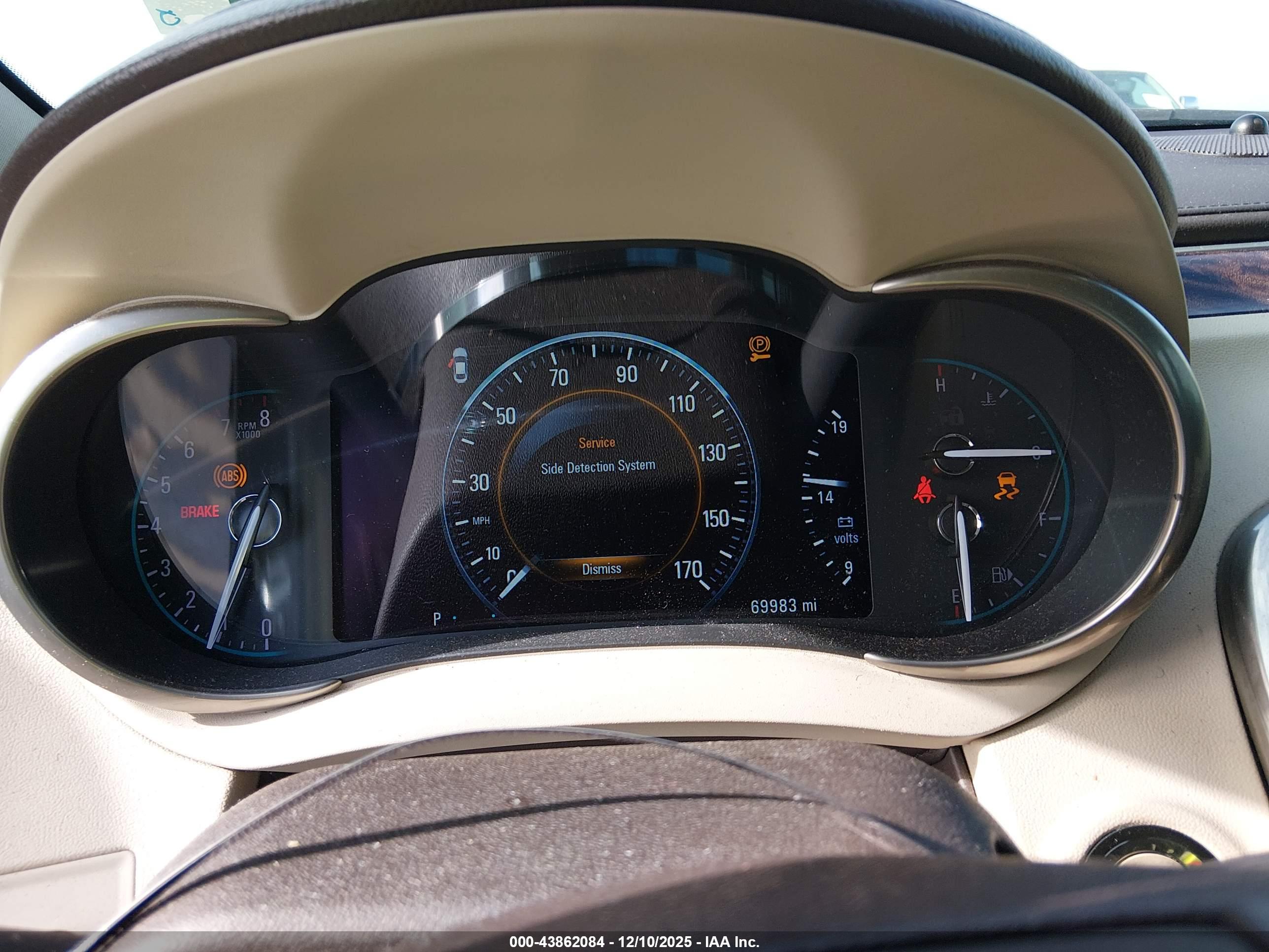 BUICK LACROSSE image 7