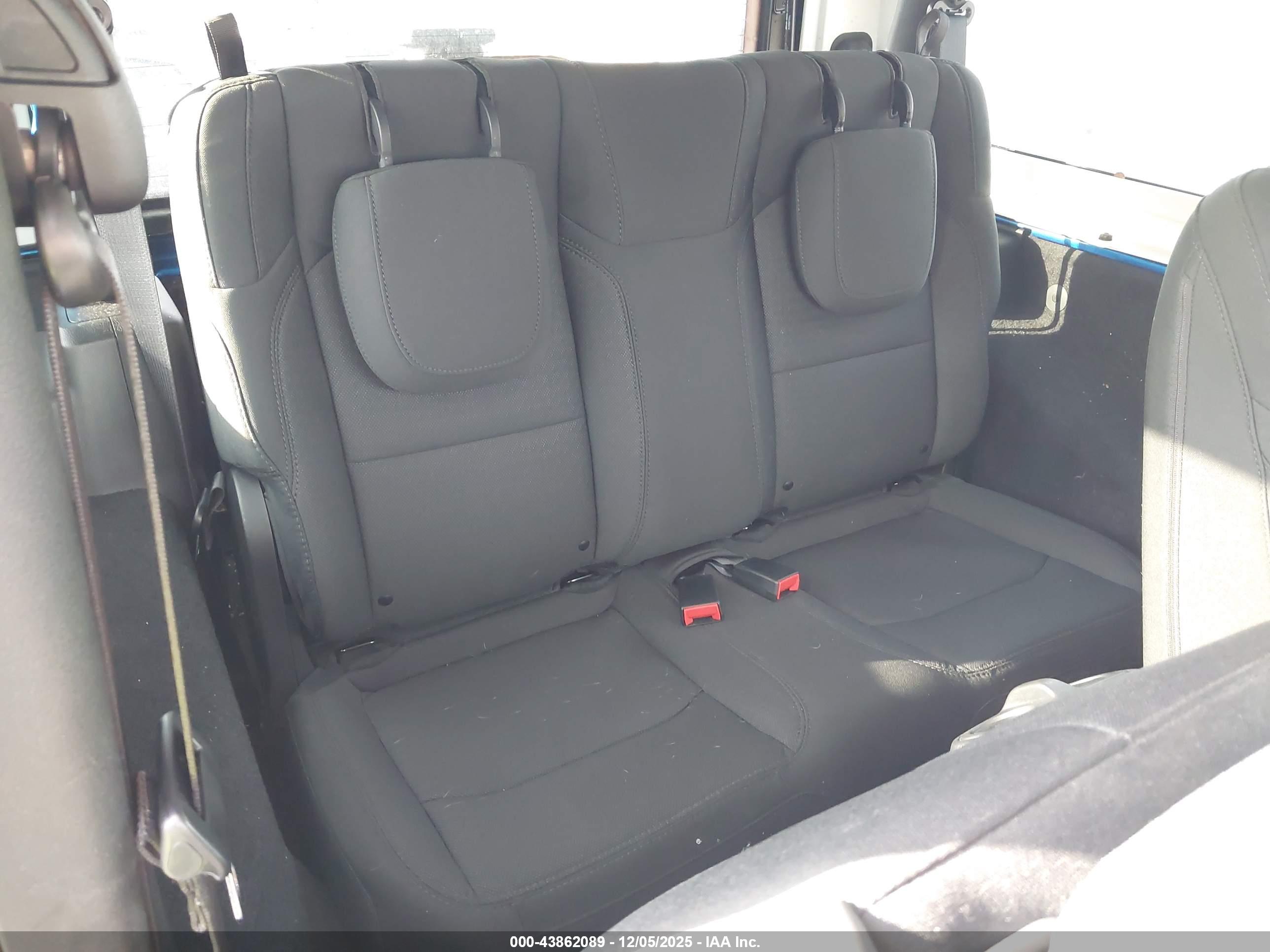 JEEP WRANGLER image 8