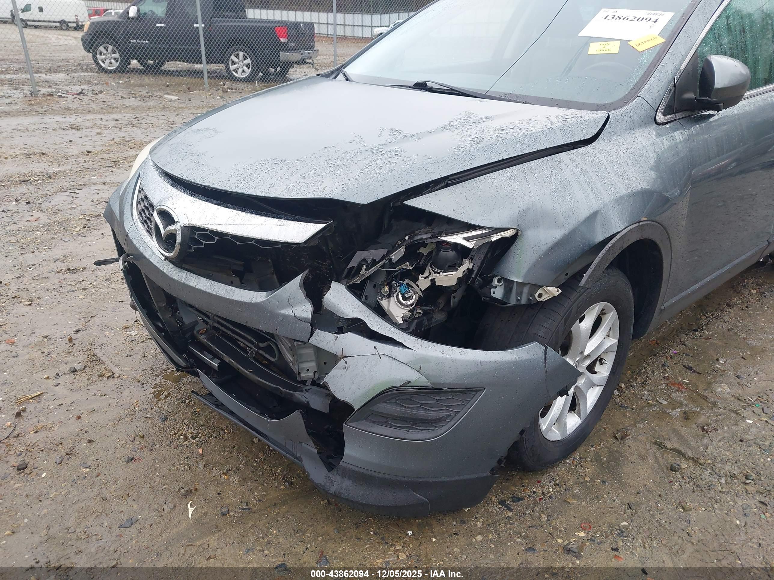 MAZDA CX-9 image 6