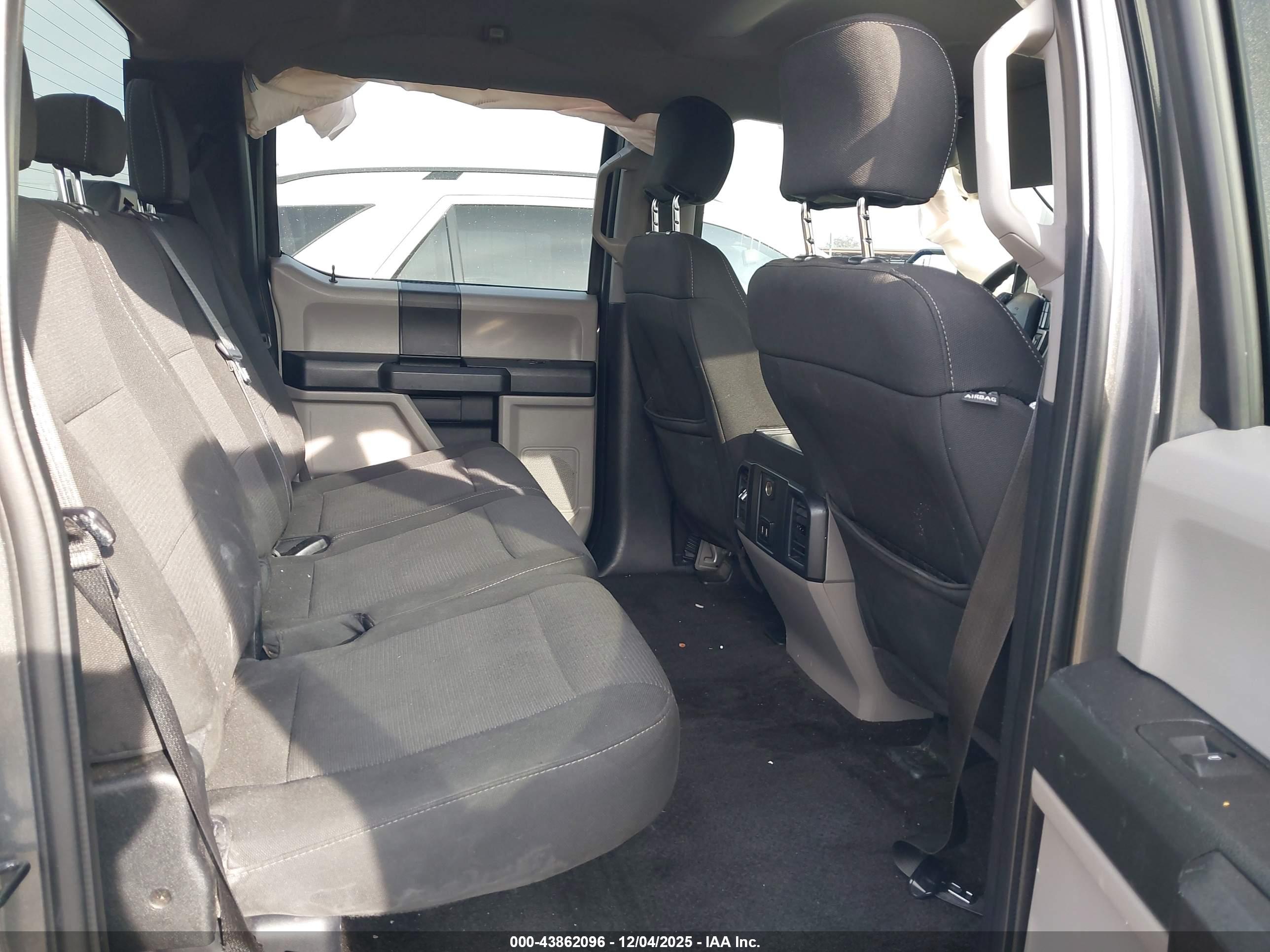 FORD F-150 image 8
