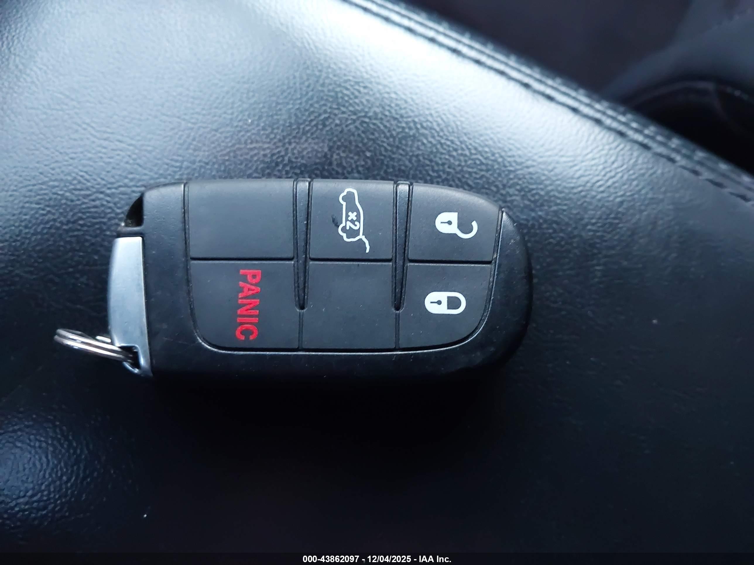 JEEP GRAND image 11