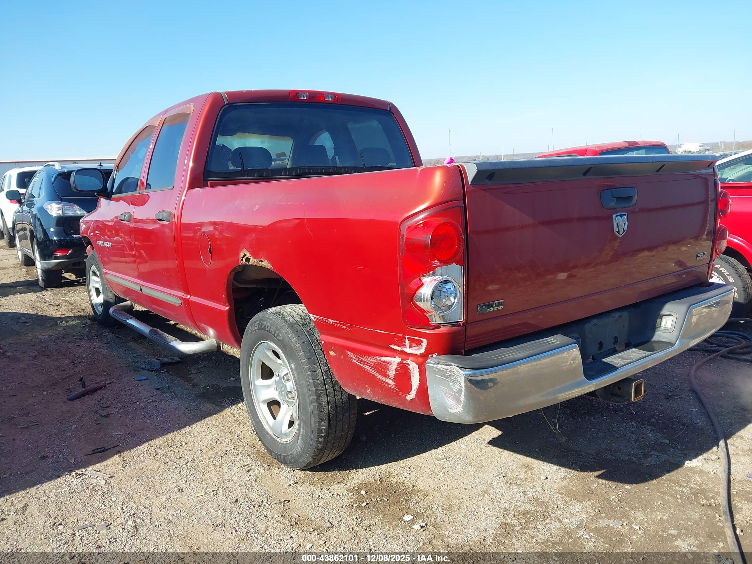DODGE RAM image 3