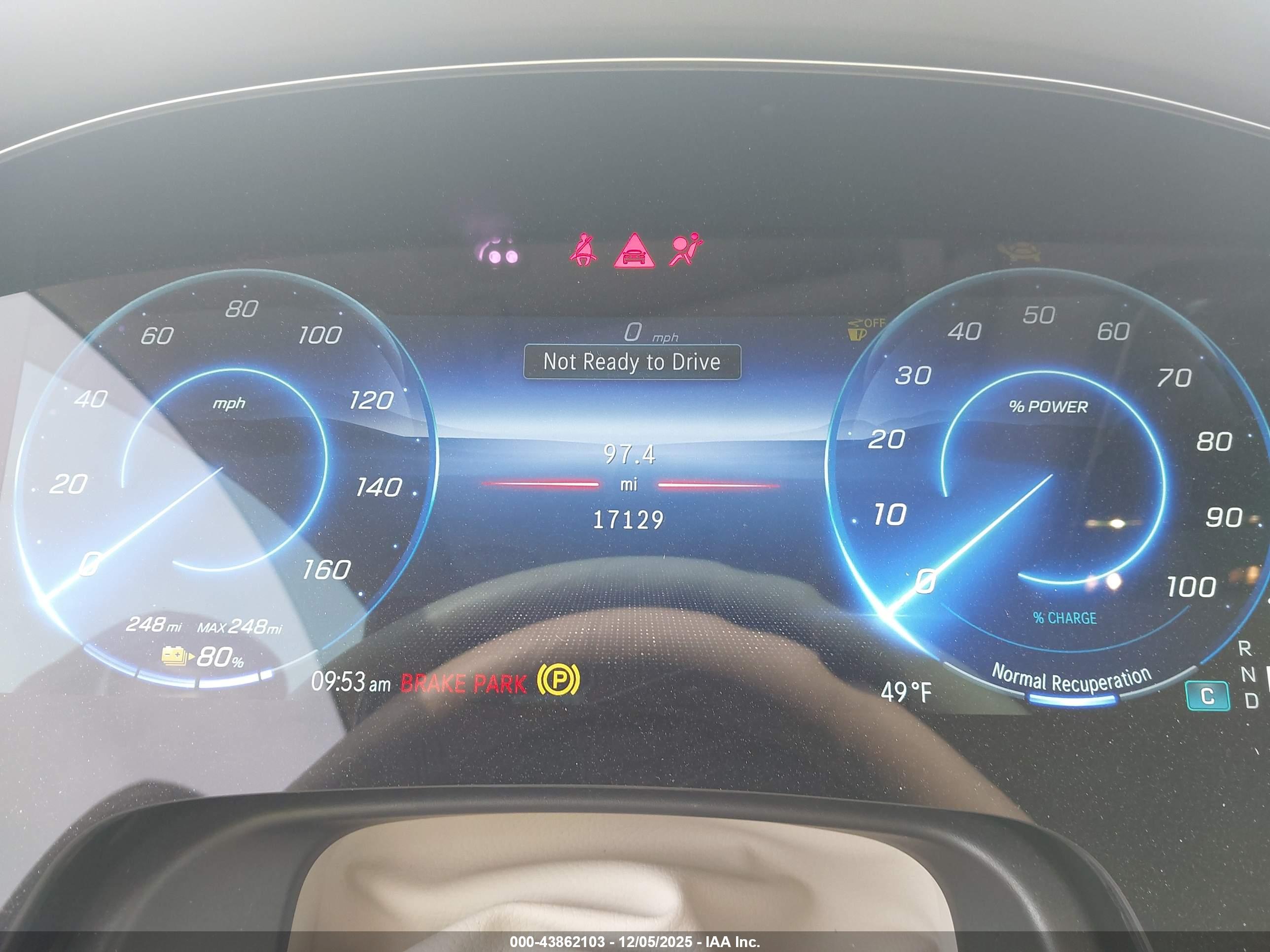 MERCEDES-BENZ EQS image 7