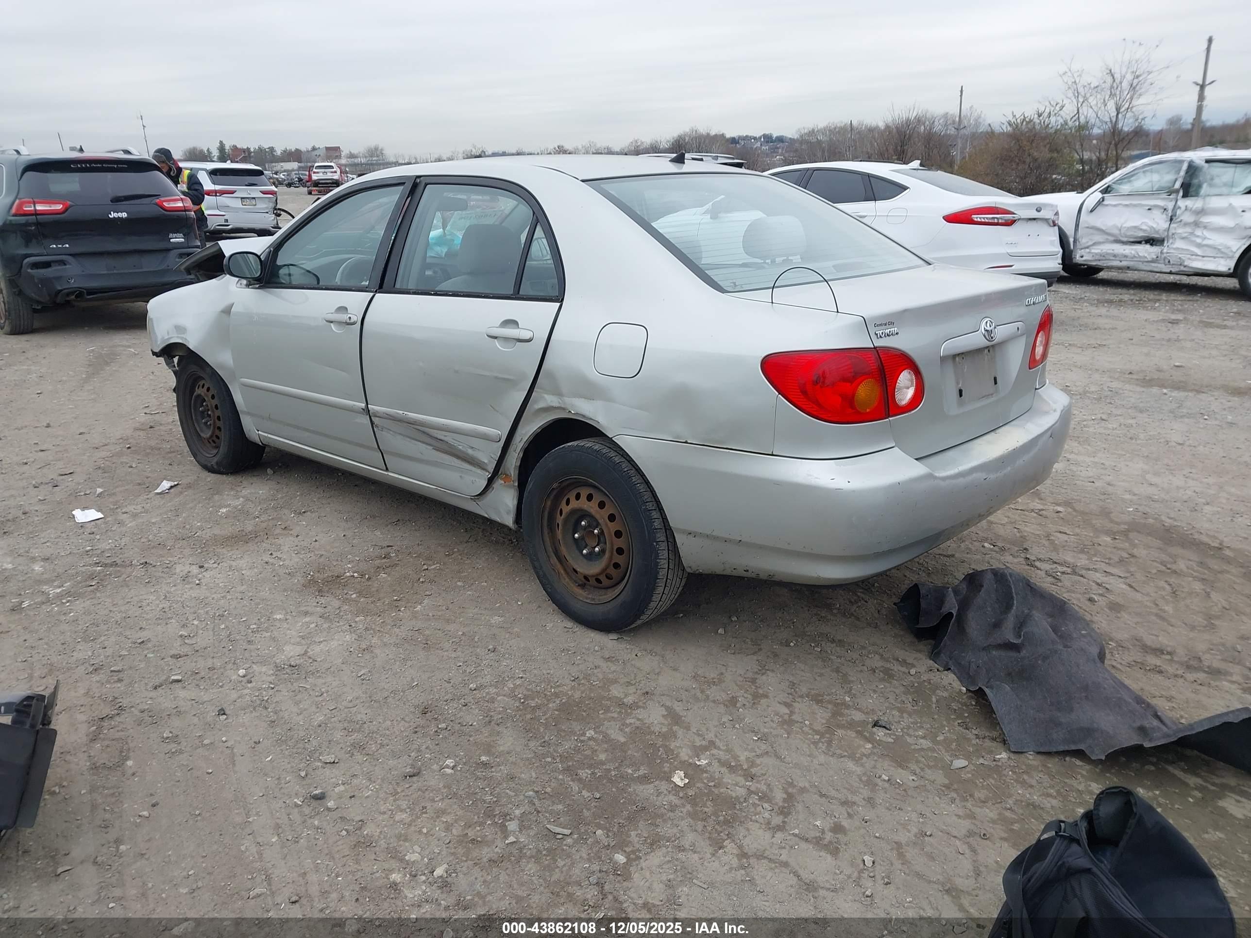 TOYOTA COROLLA image 3