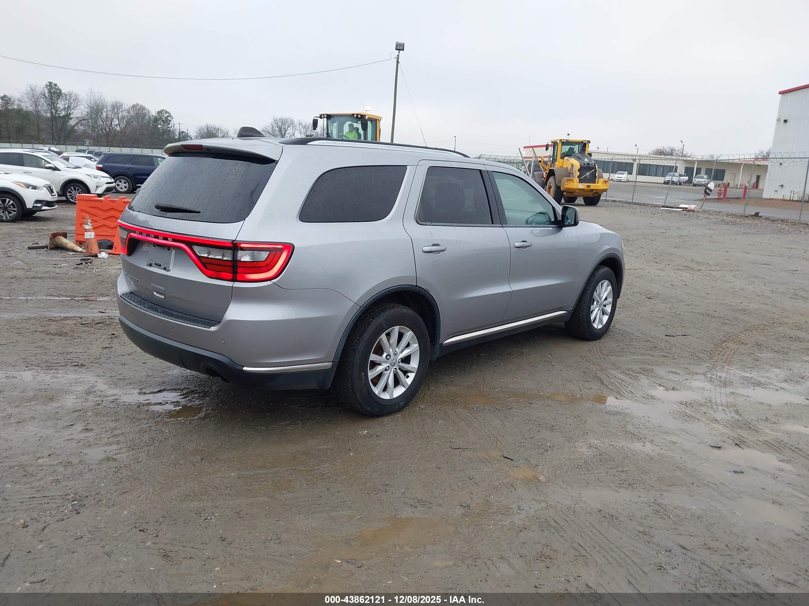 DODGE DURANGO image 4