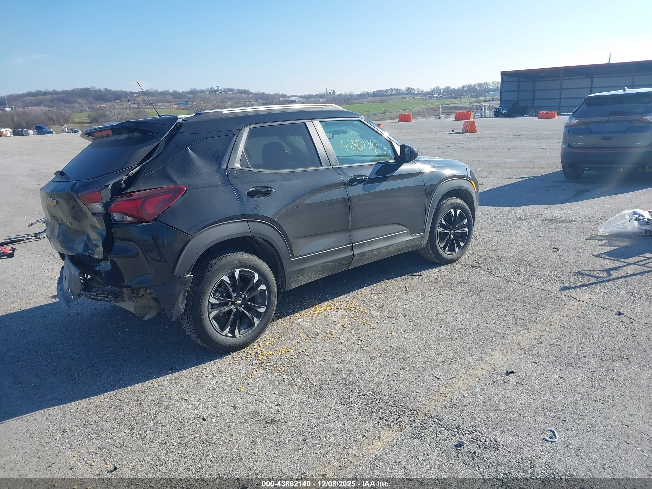 CHEVROLET TRAILBLAZER image 4