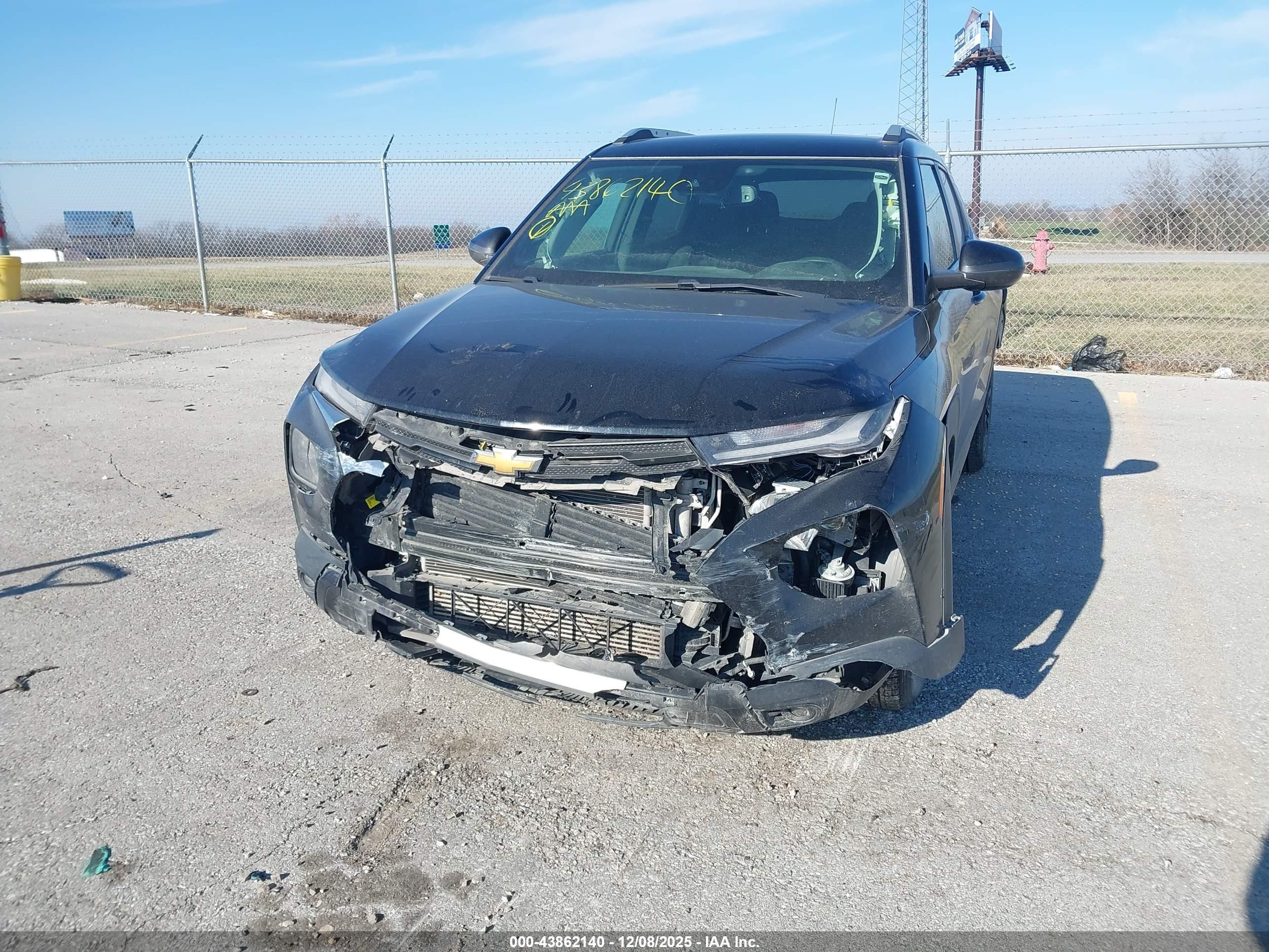 CHEVROLET TRAILBLAZER image 6