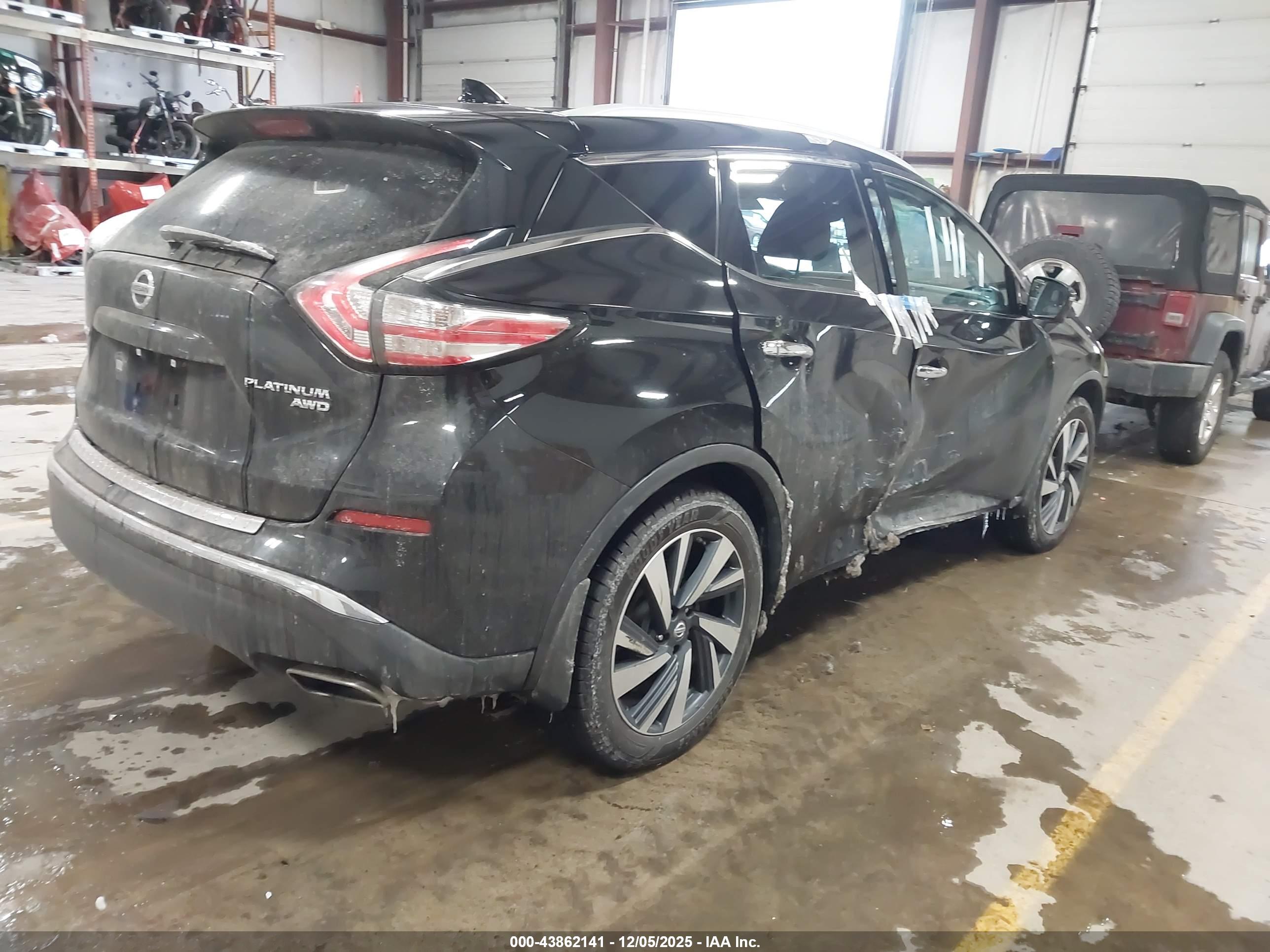 NISSAN MURANO image 4