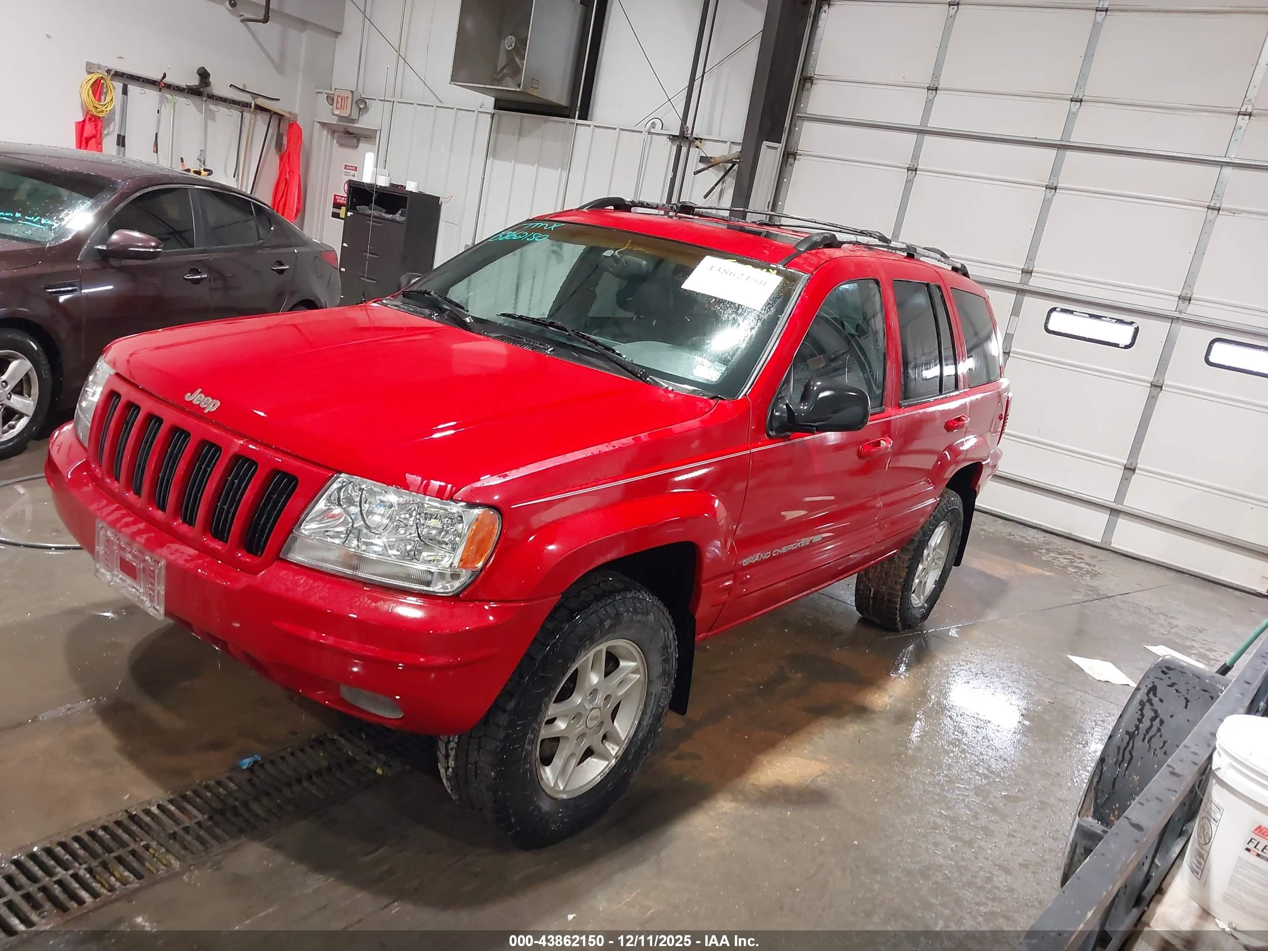 JEEP GRAND image 2