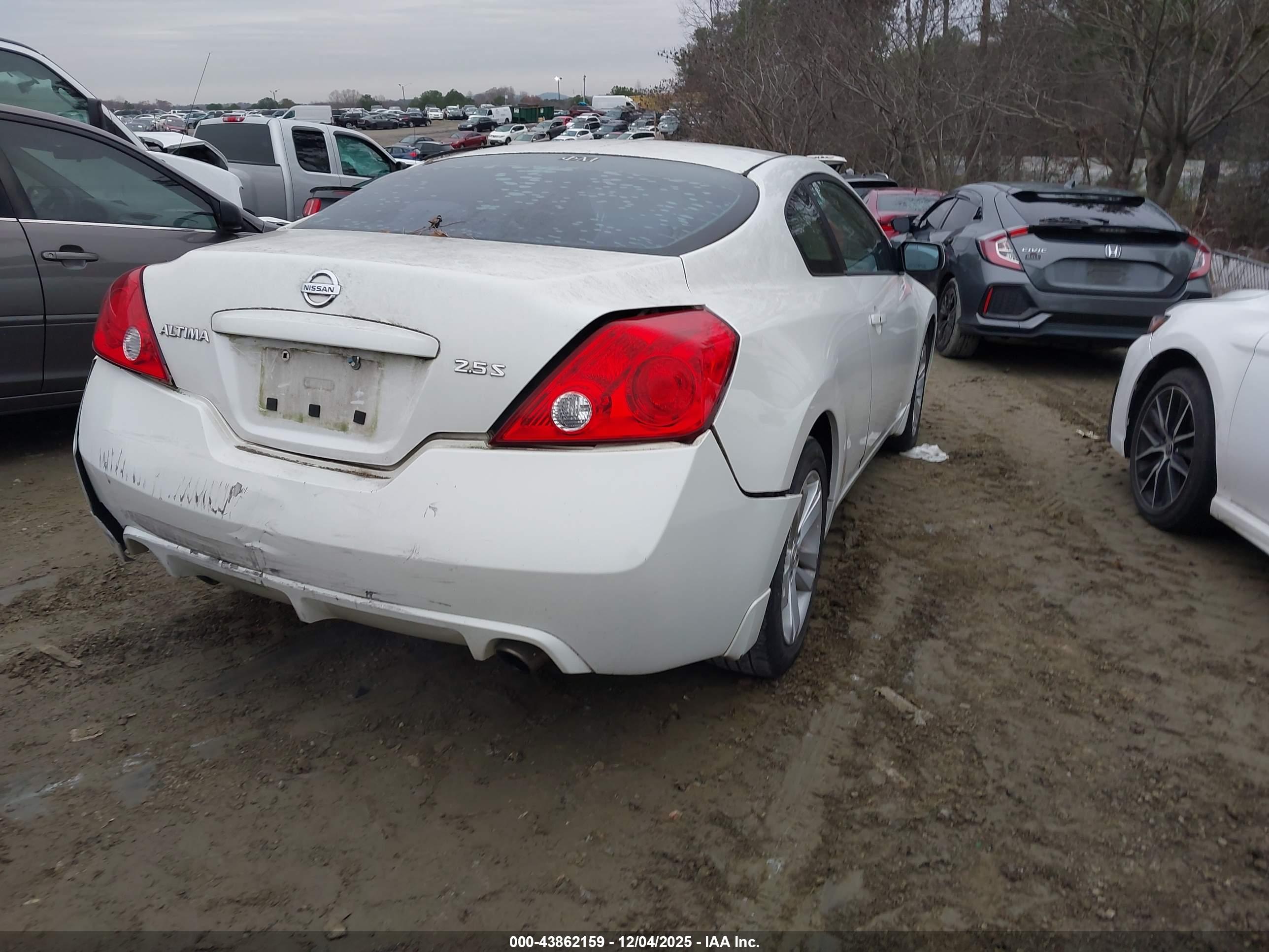 NISSAN ALTIMA image 4