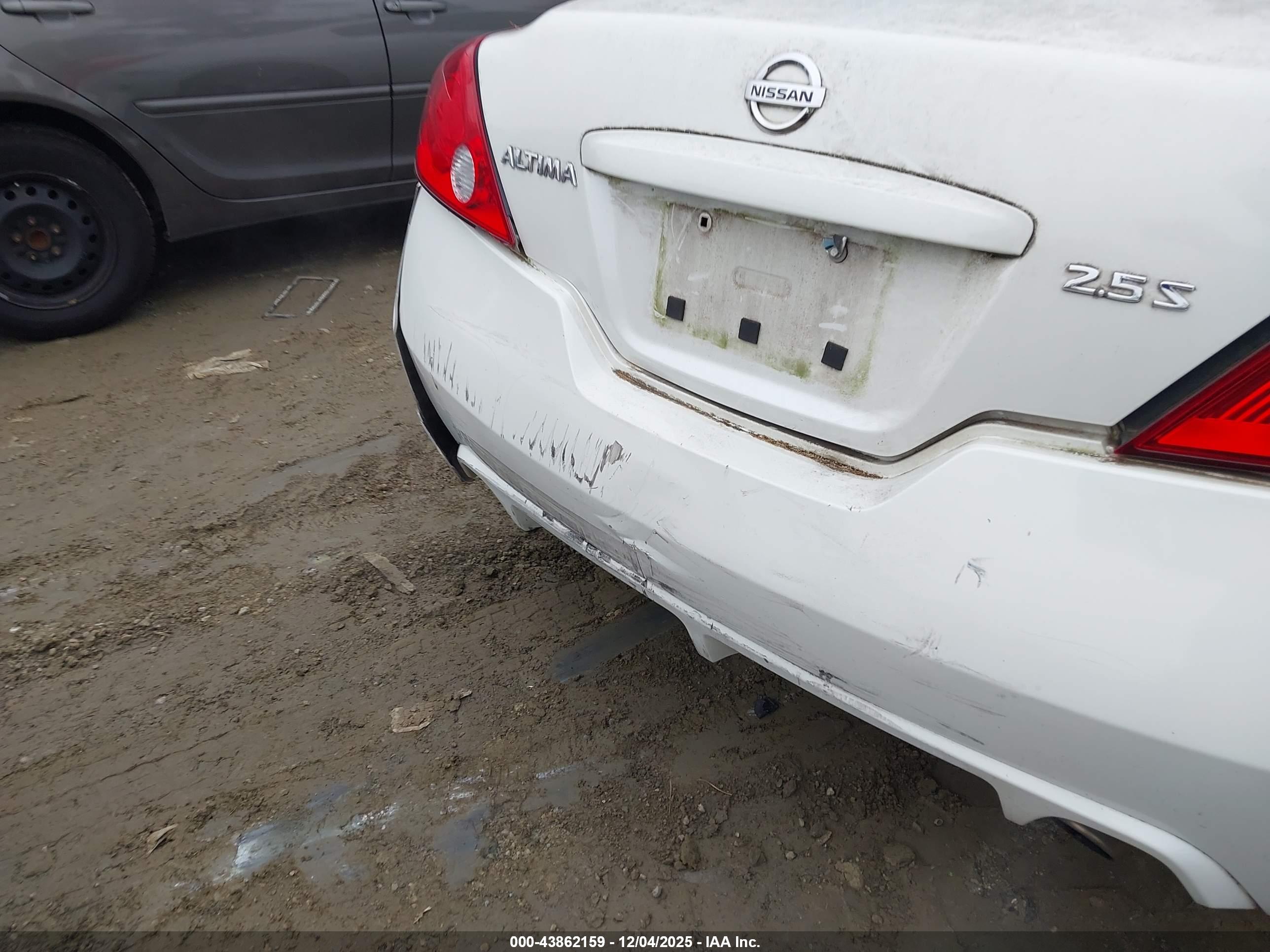 NISSAN ALTIMA image 6