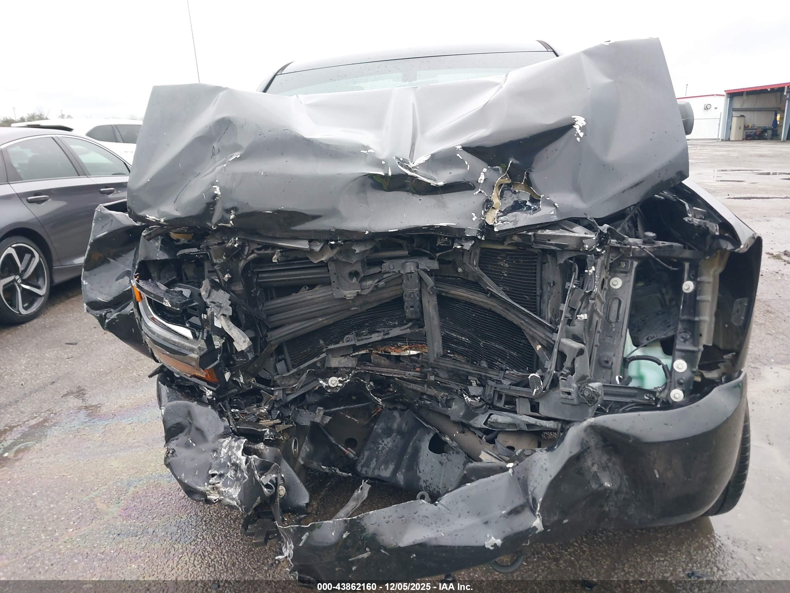 CHEVROLET SILVERADO image 10