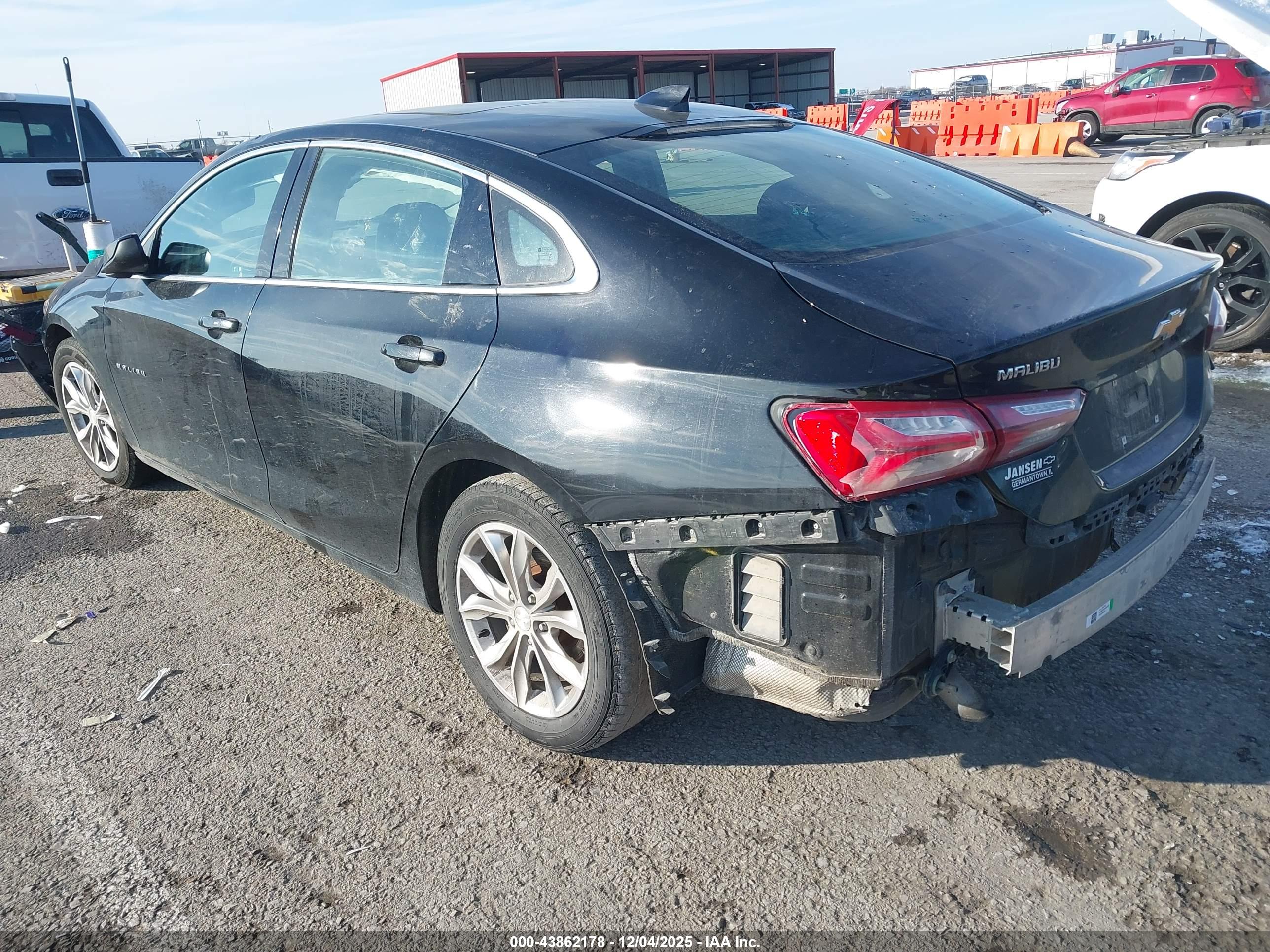 CHEVROLET MALIBU image 3
