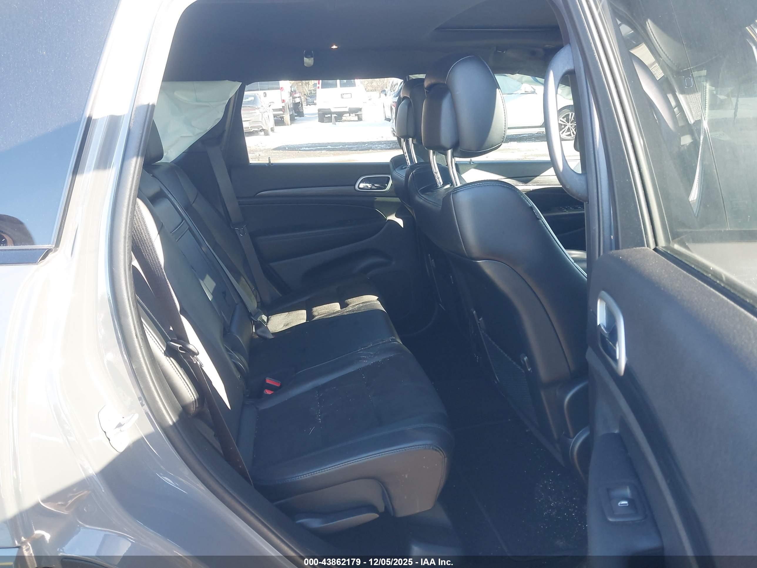 JEEP GRAND image 8