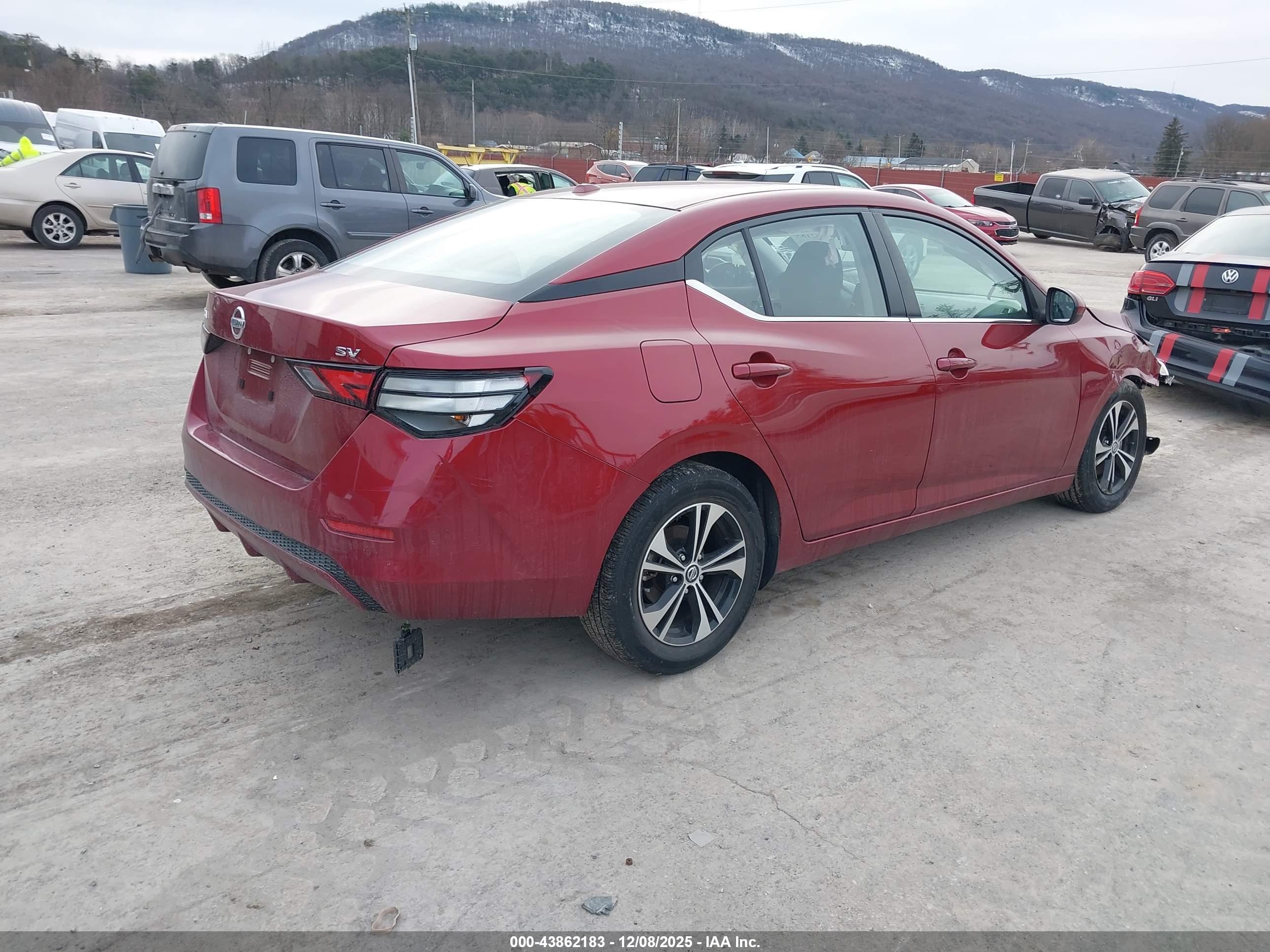 NISSAN SENTRA image 4