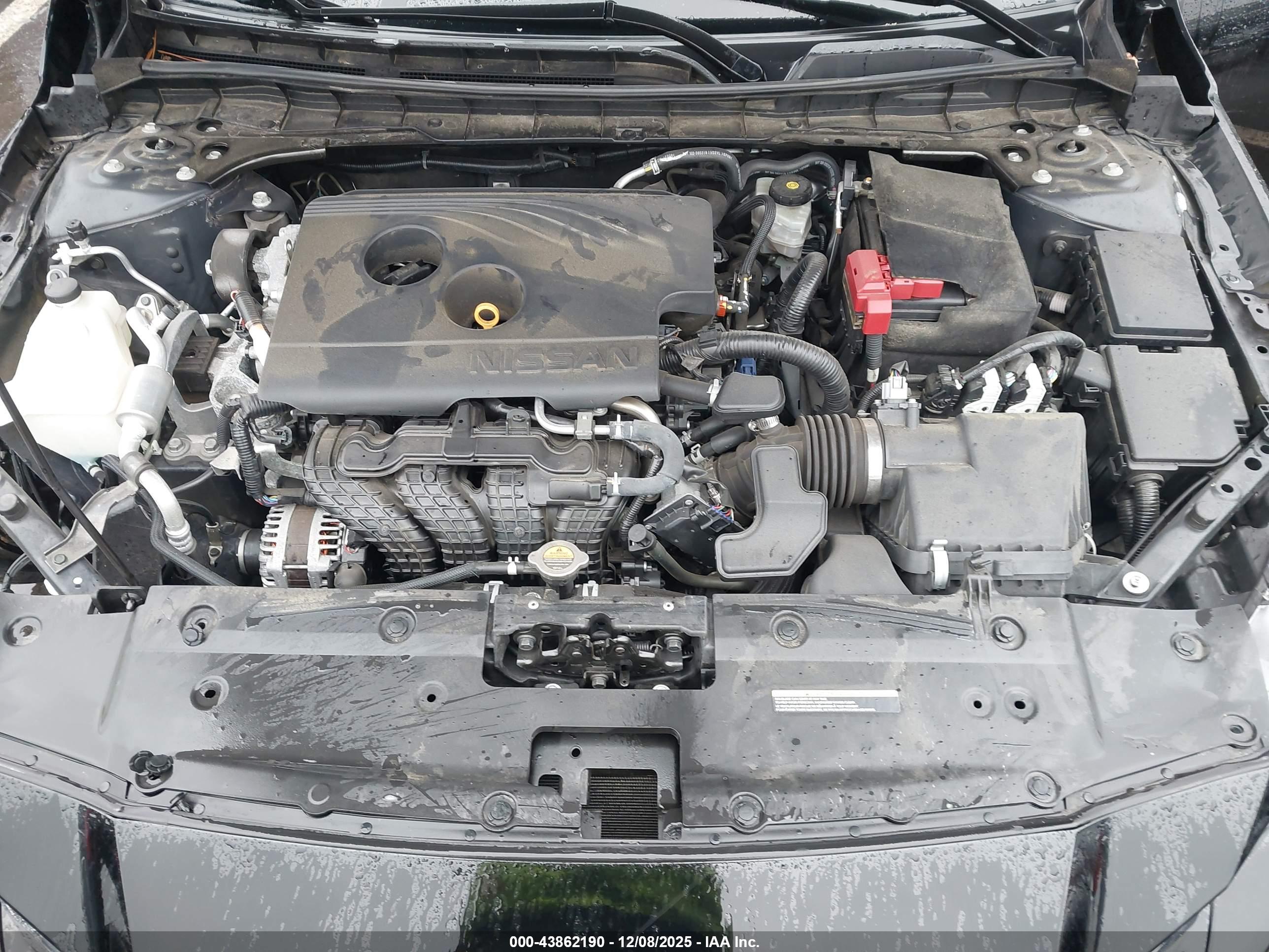 NISSAN ALTIMA image 10