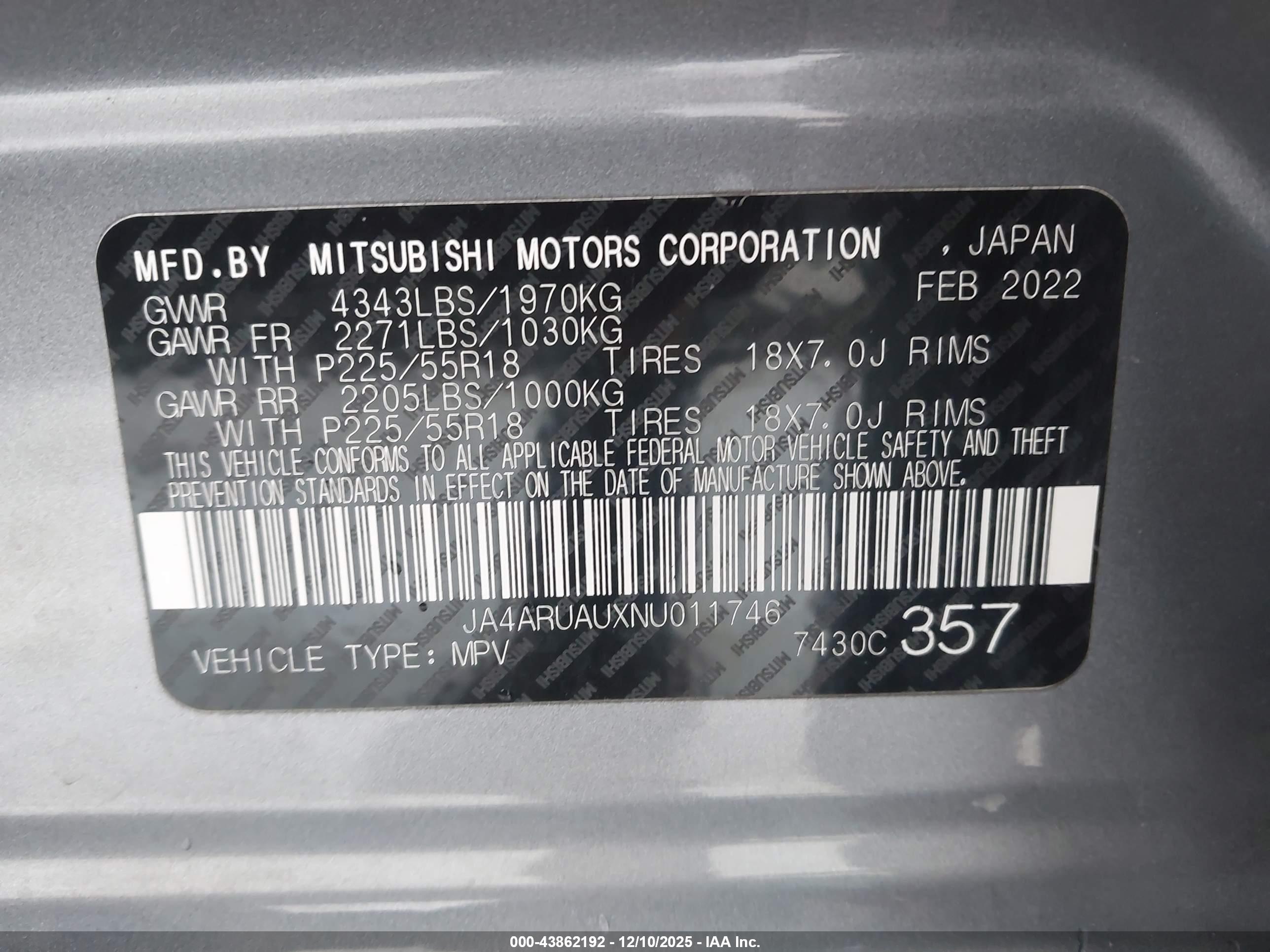 MITSUBISHI OUTLANDER image 9
