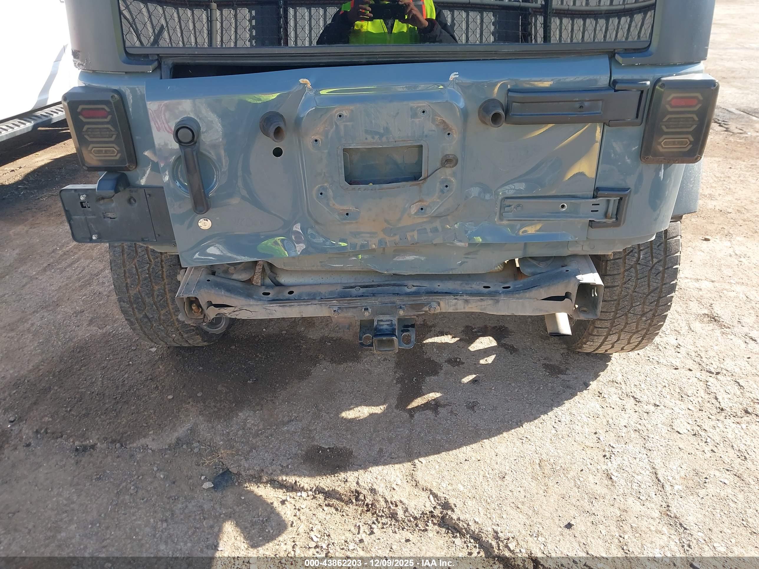 JEEP WRANGLER image 6