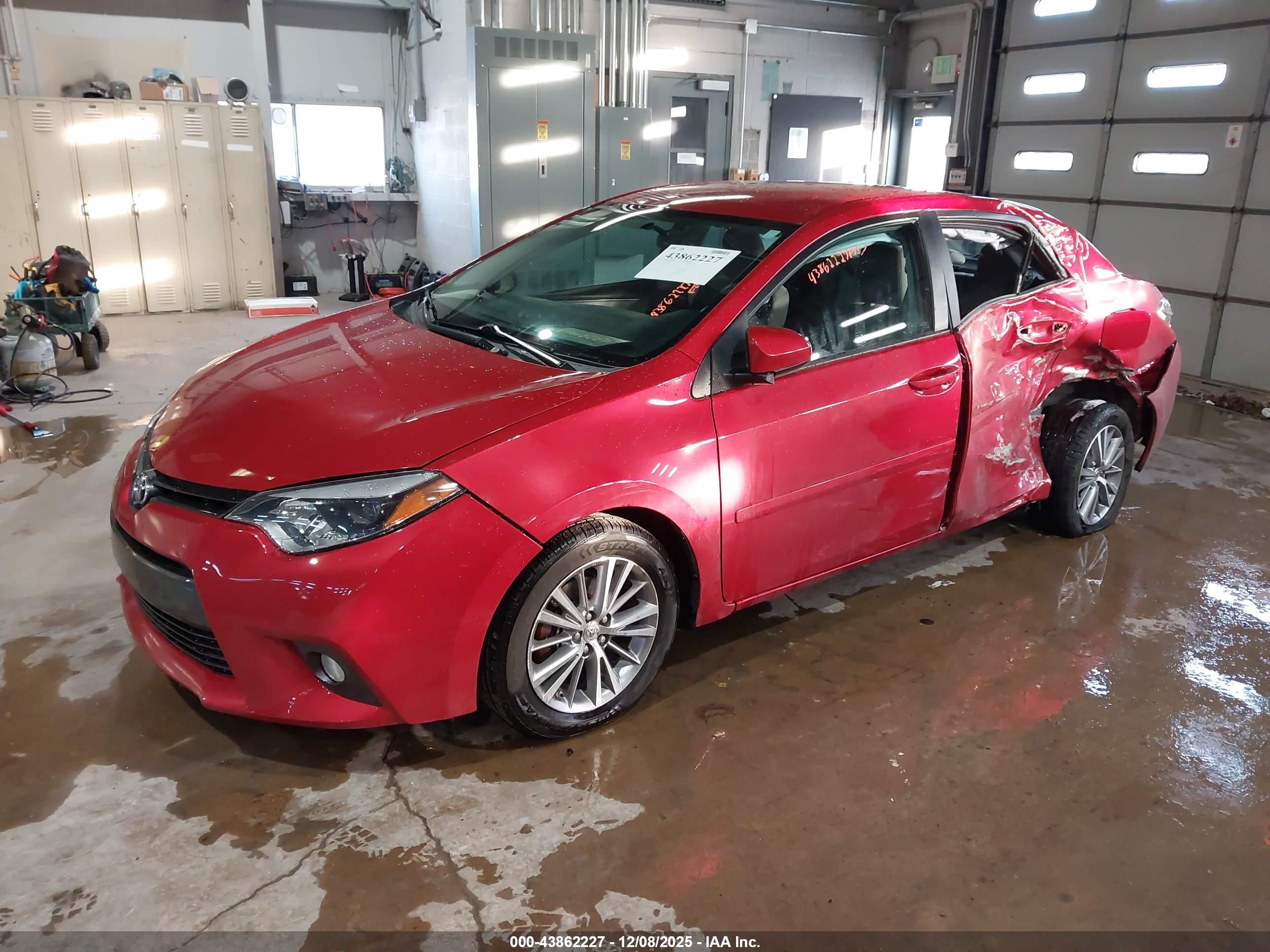 TOYOTA COROLLA image 2