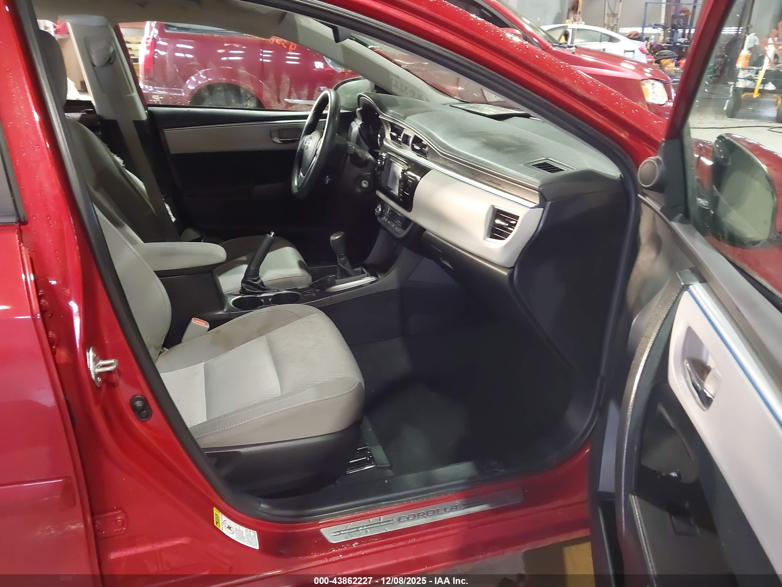 TOYOTA COROLLA image 5