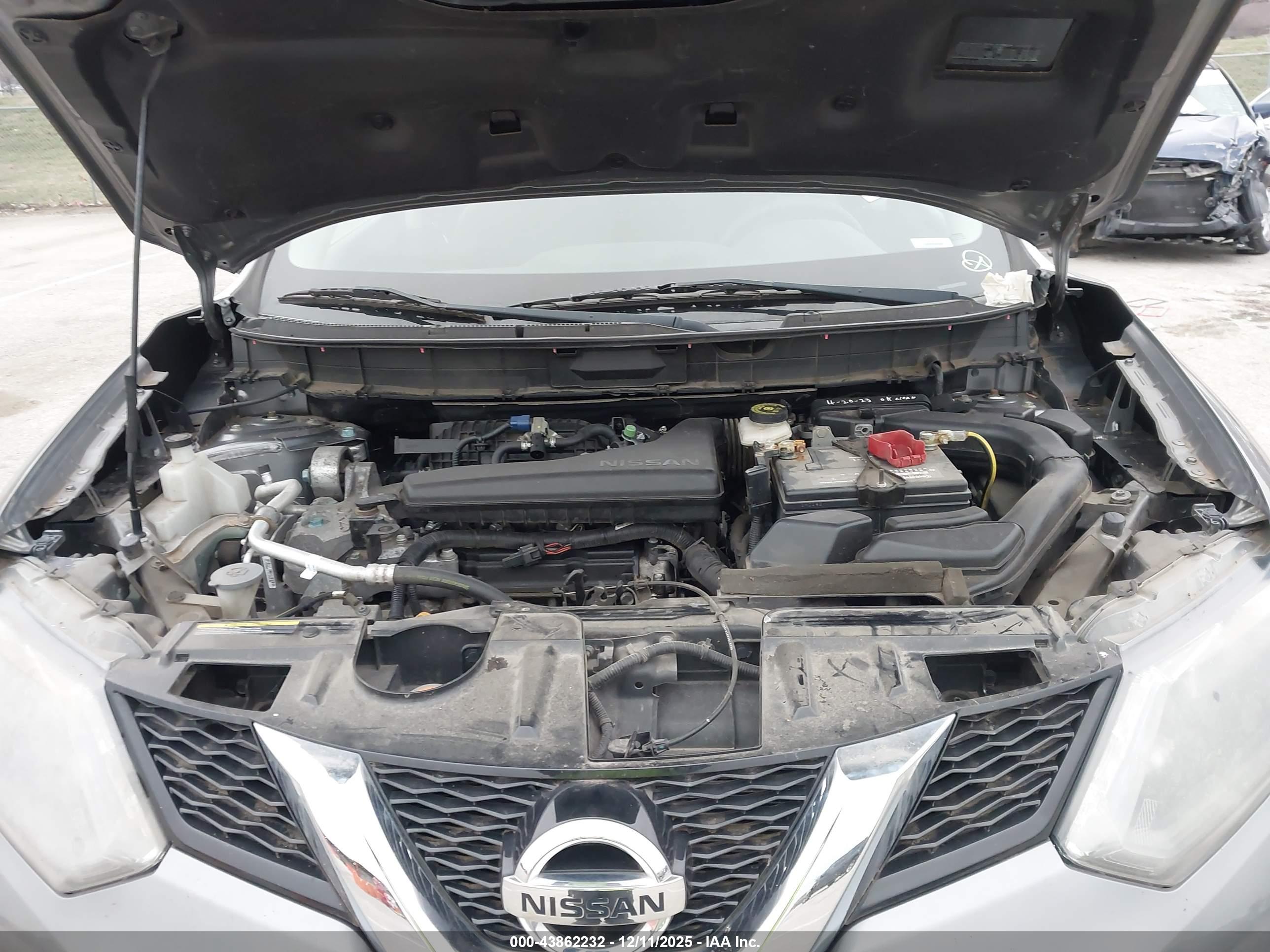 NISSAN ROGUE image 10