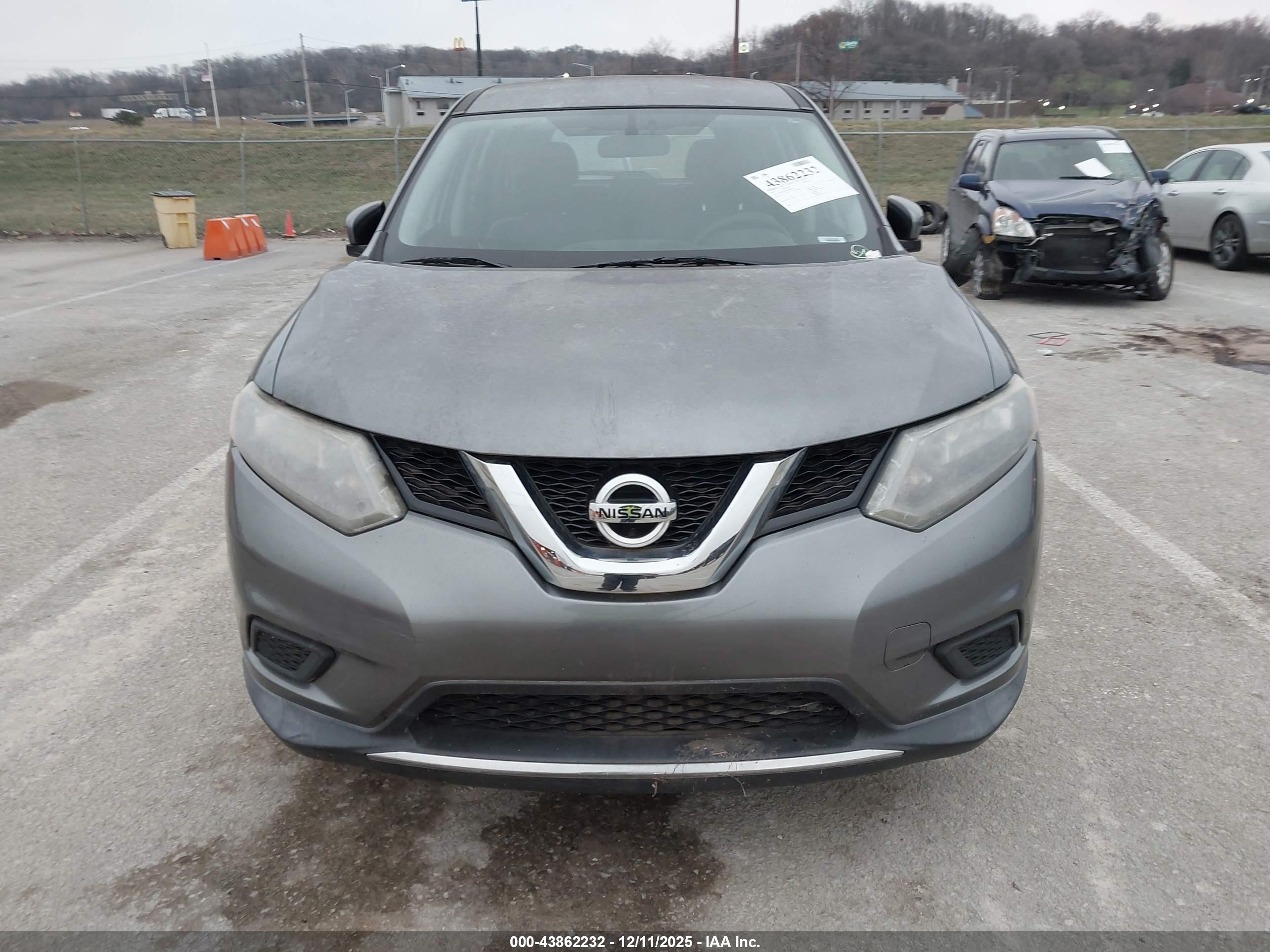 NISSAN ROGUE image 6