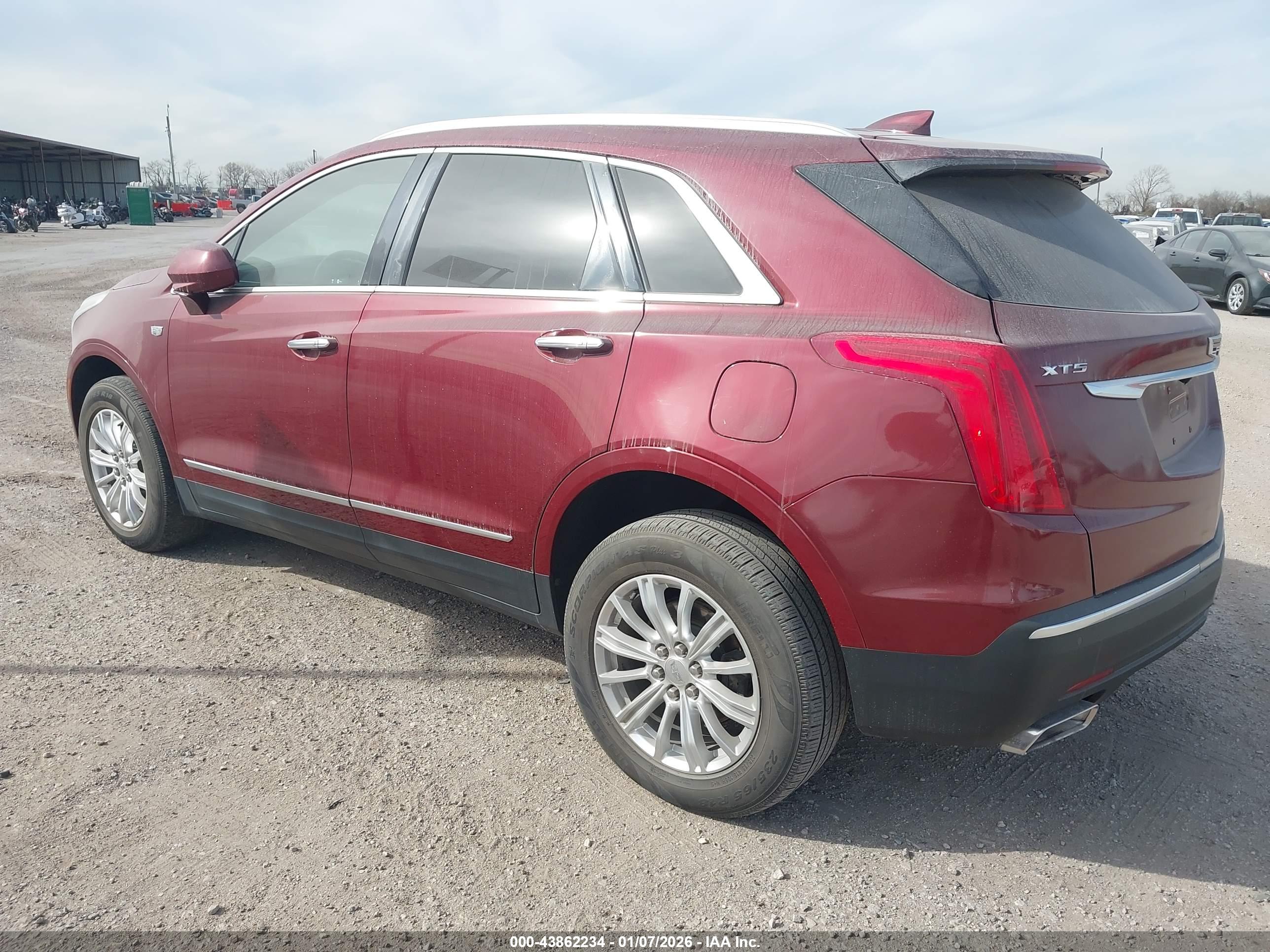 CADILLAC XT5 image 3