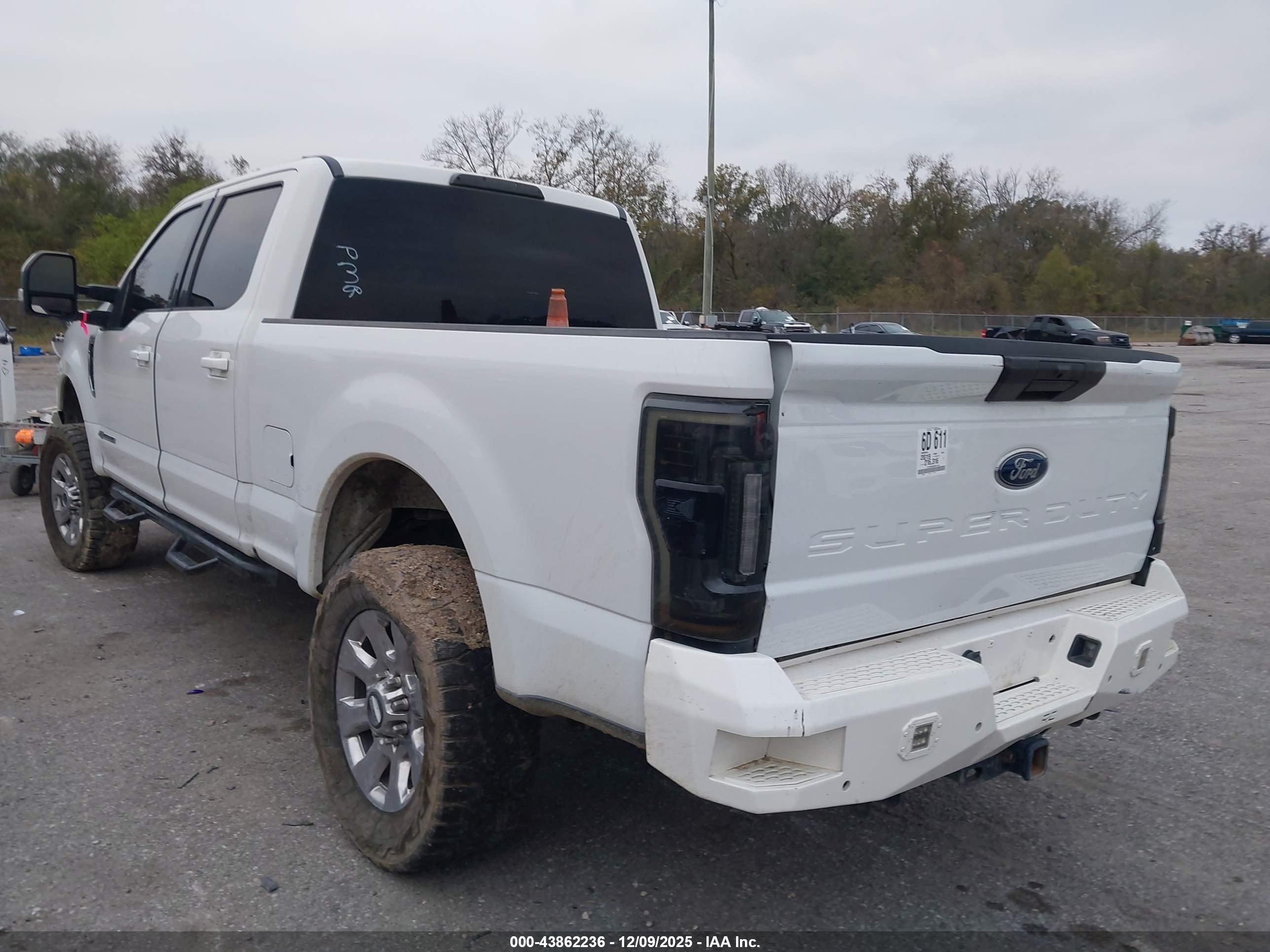 FORD F-250 image 3