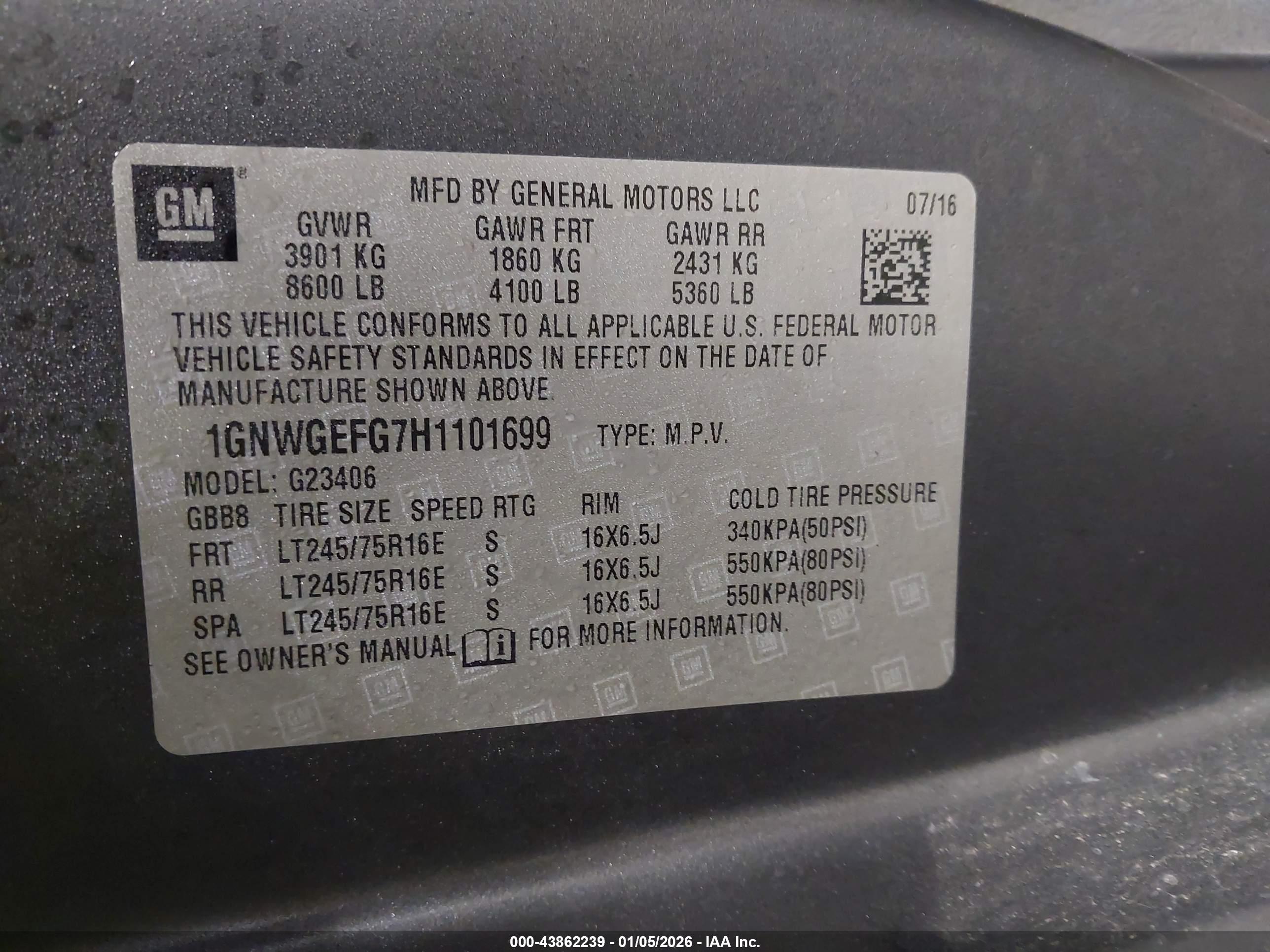 CHEVROLET EXPRESS image 9