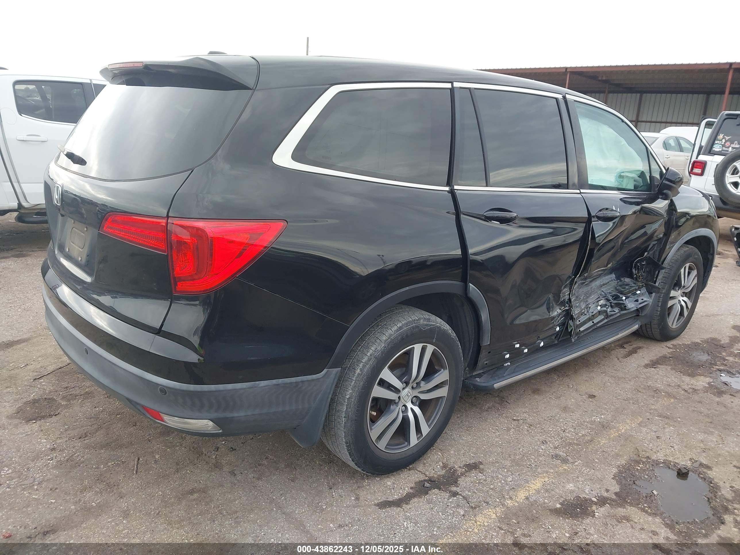 HONDA PILOT image 4
