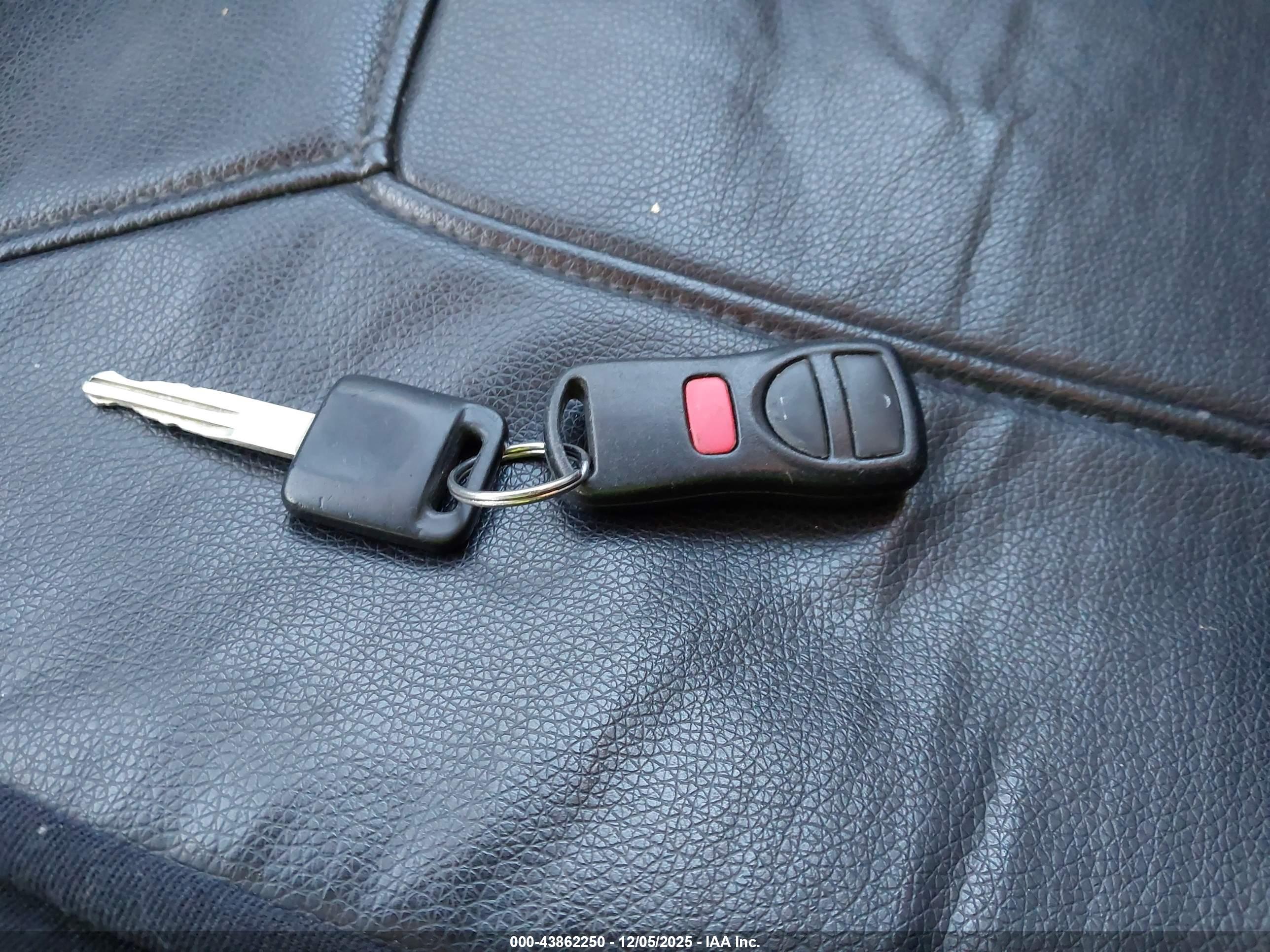 NISSAN FRONTIER image 11
