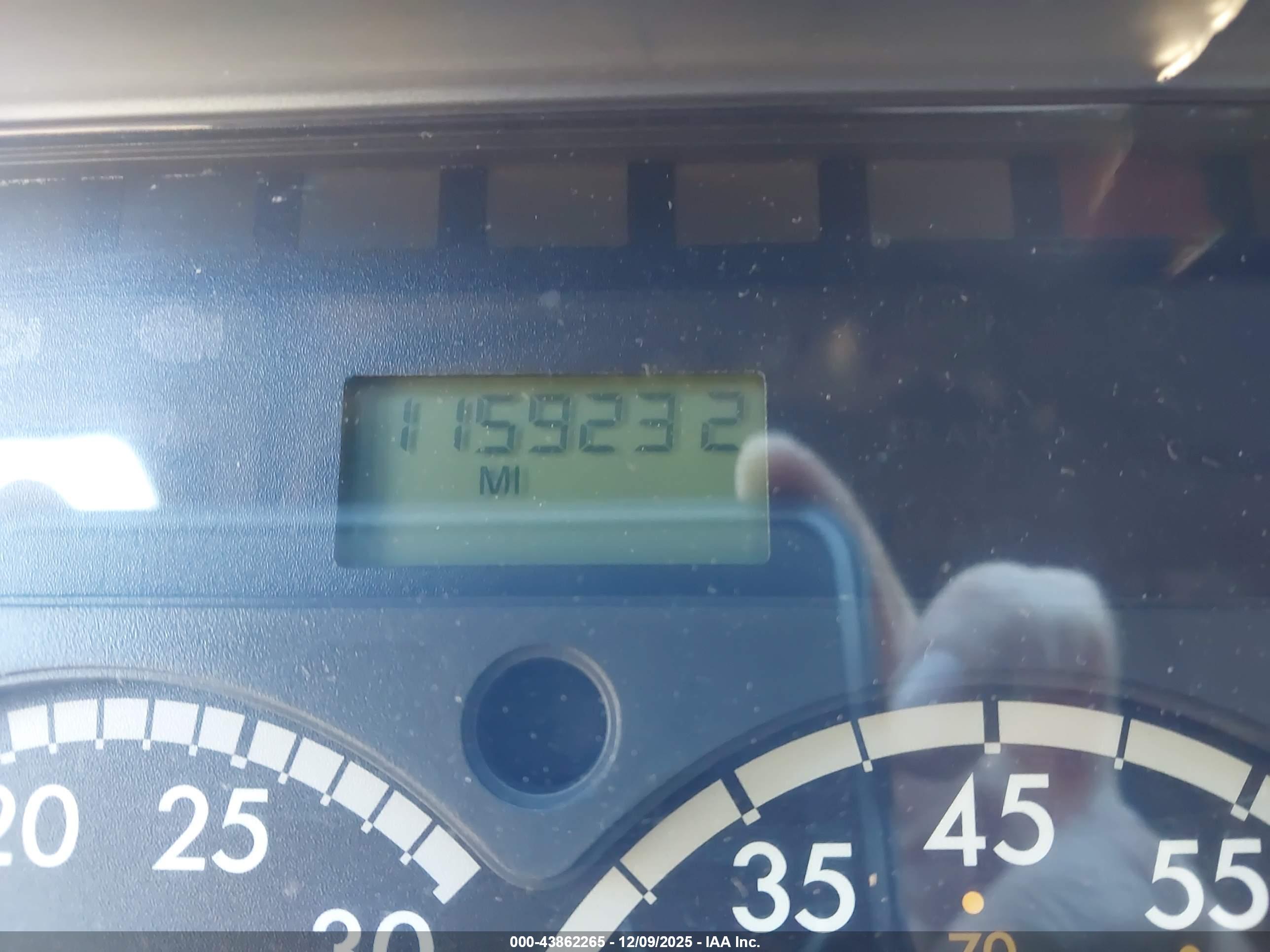 FREIGHTLINER CASCADIA image 6