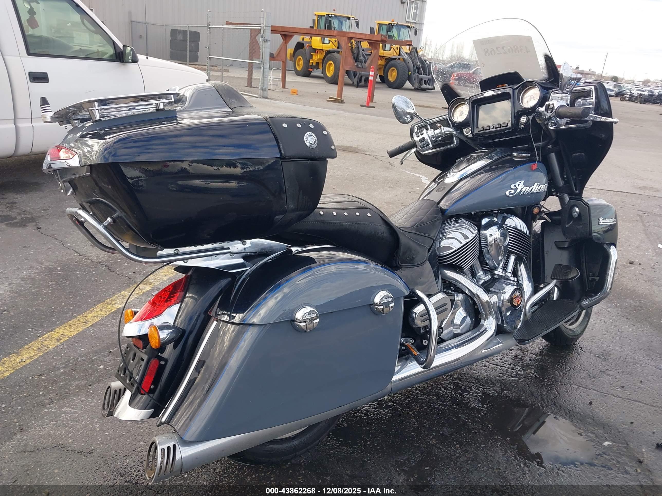 INDIAN MOTORCYCLE image 4