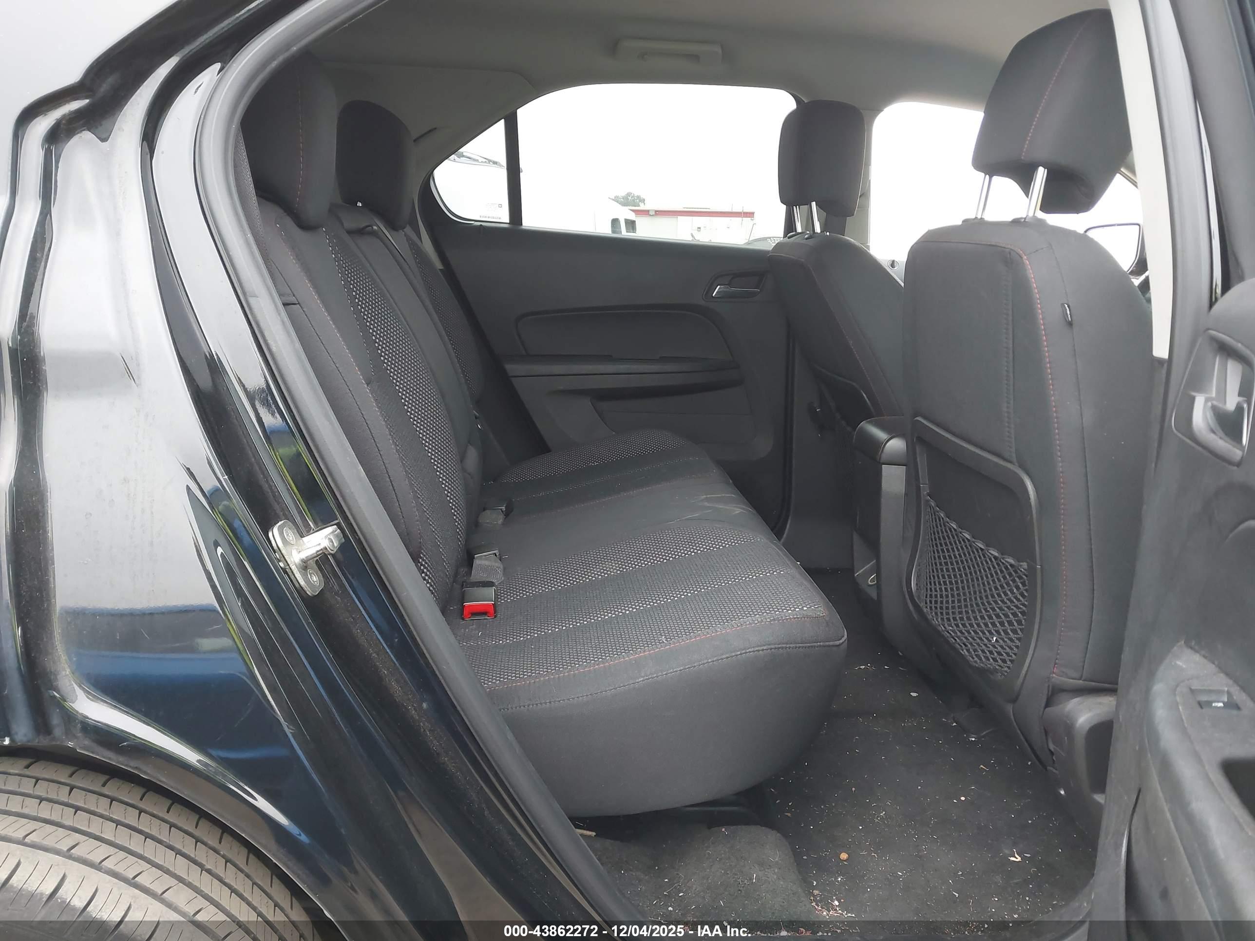 CHEVROLET EQUINOX image 8
