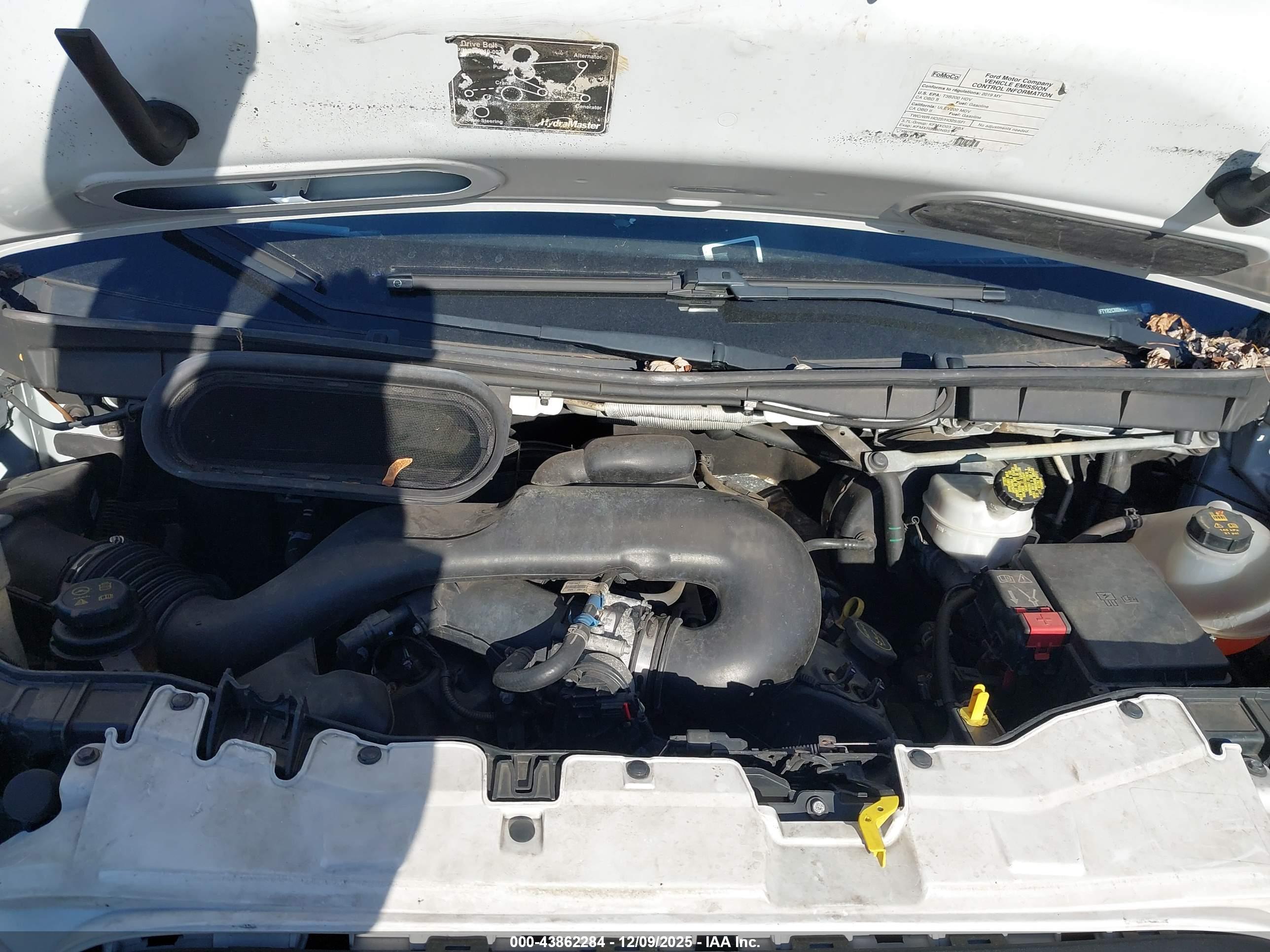 FORD TRANSIT-250 image 10