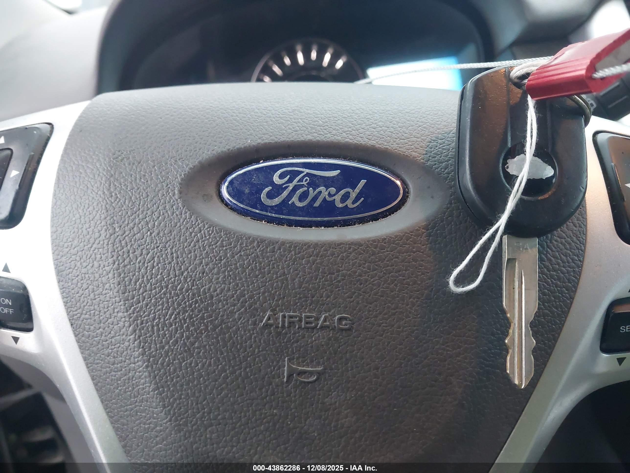 FORD EDGE image 11