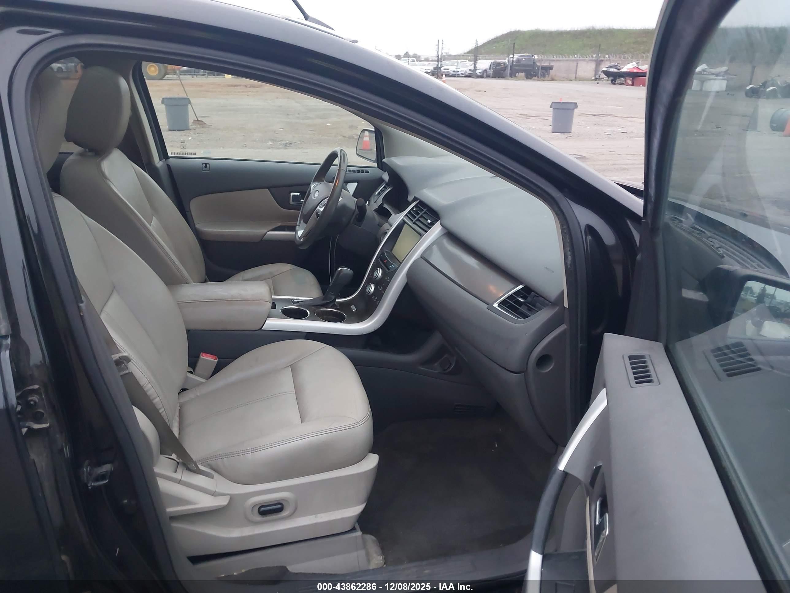 FORD EDGE image 5