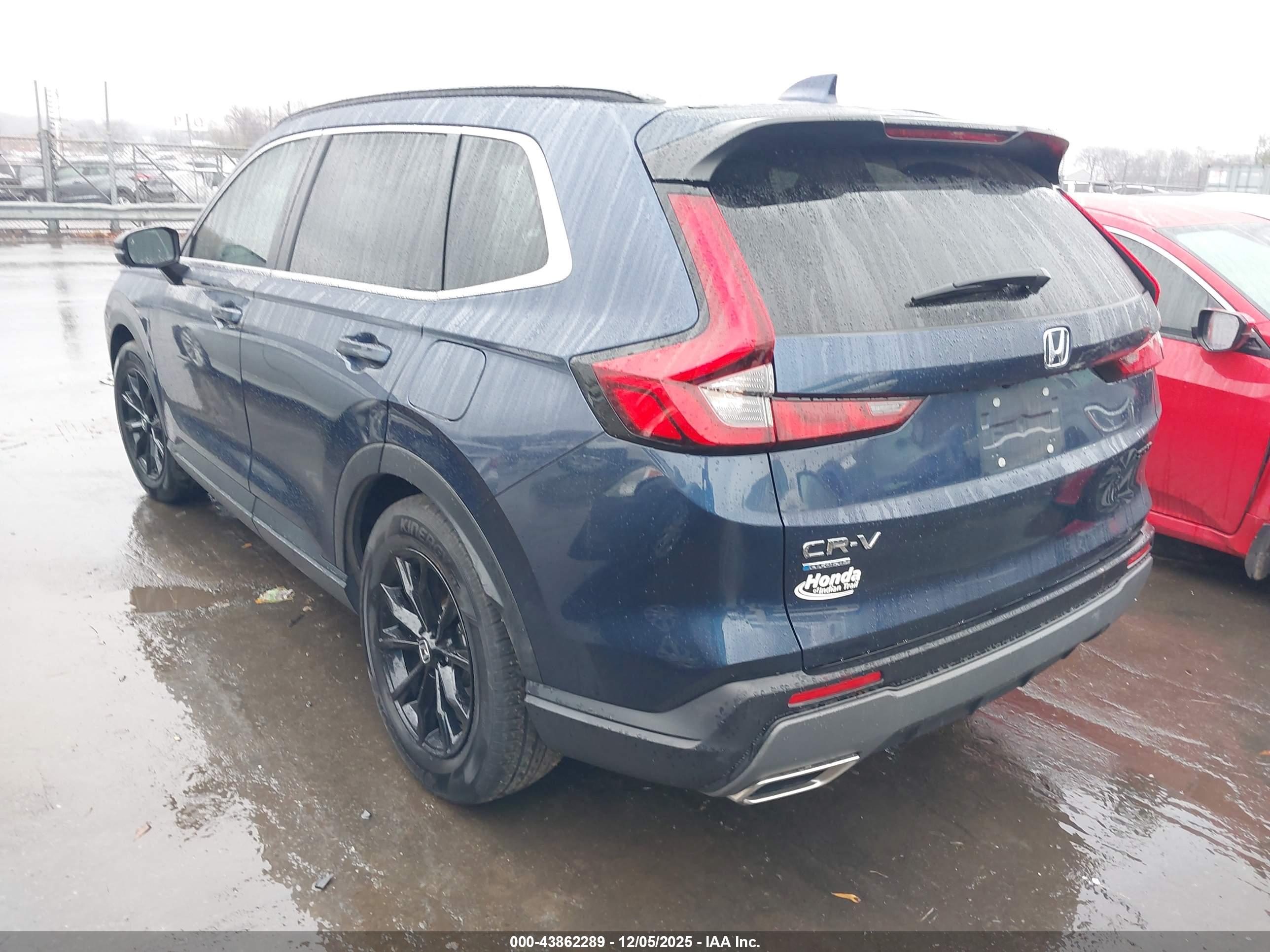HONDA CR-V image 3
