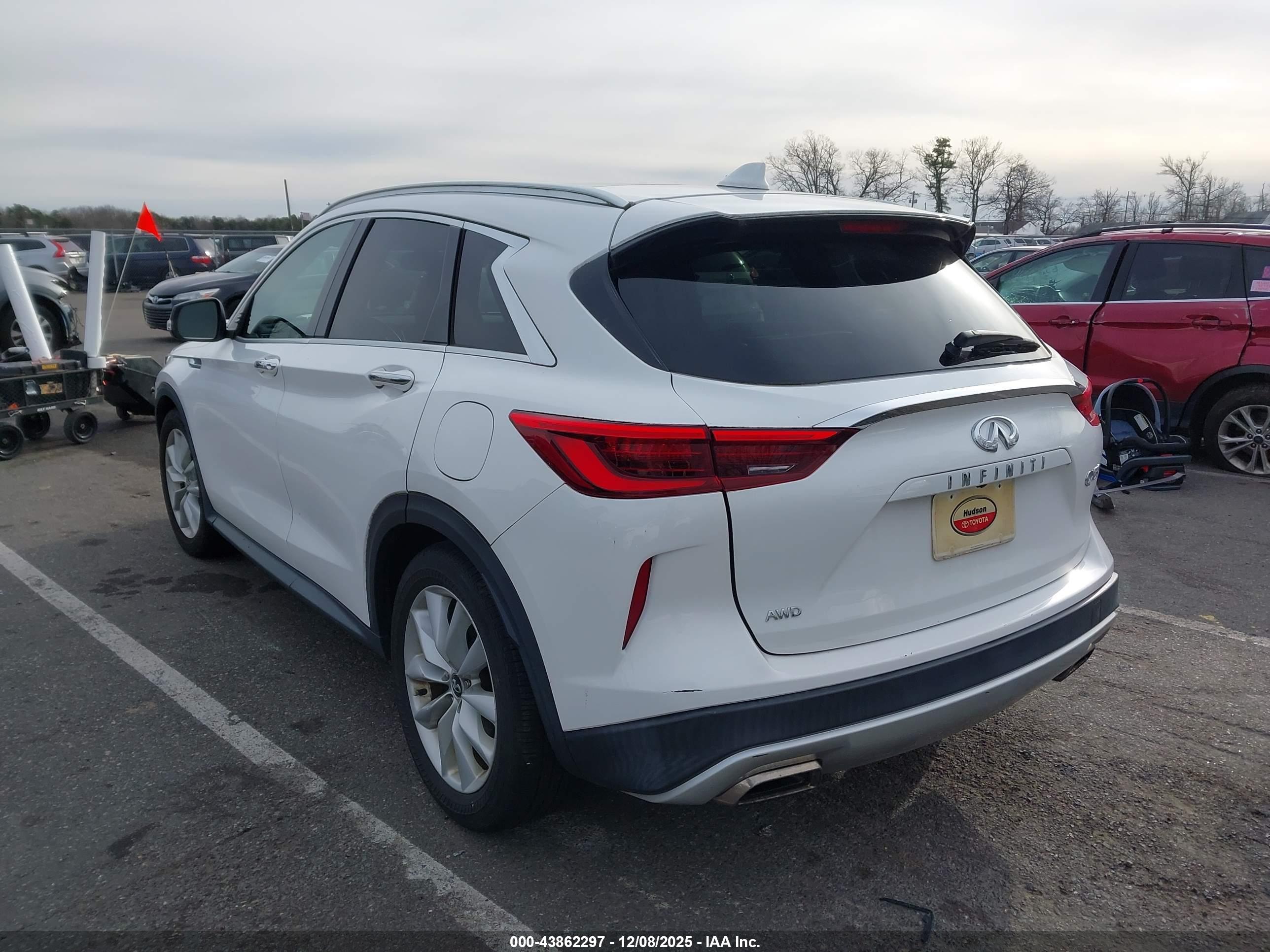 INFINITI QX50 image 3