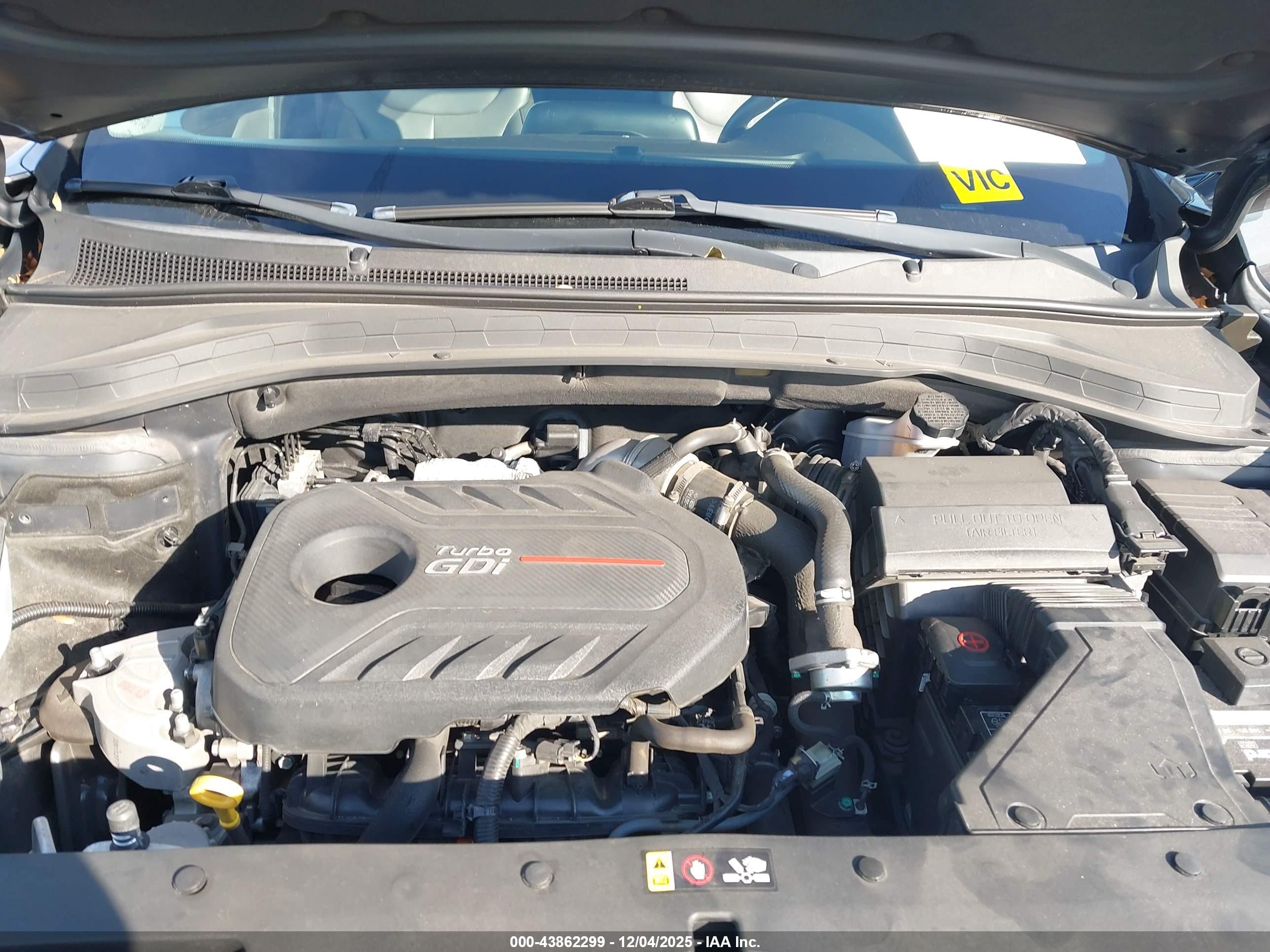 HYUNDAI SANTA image 10