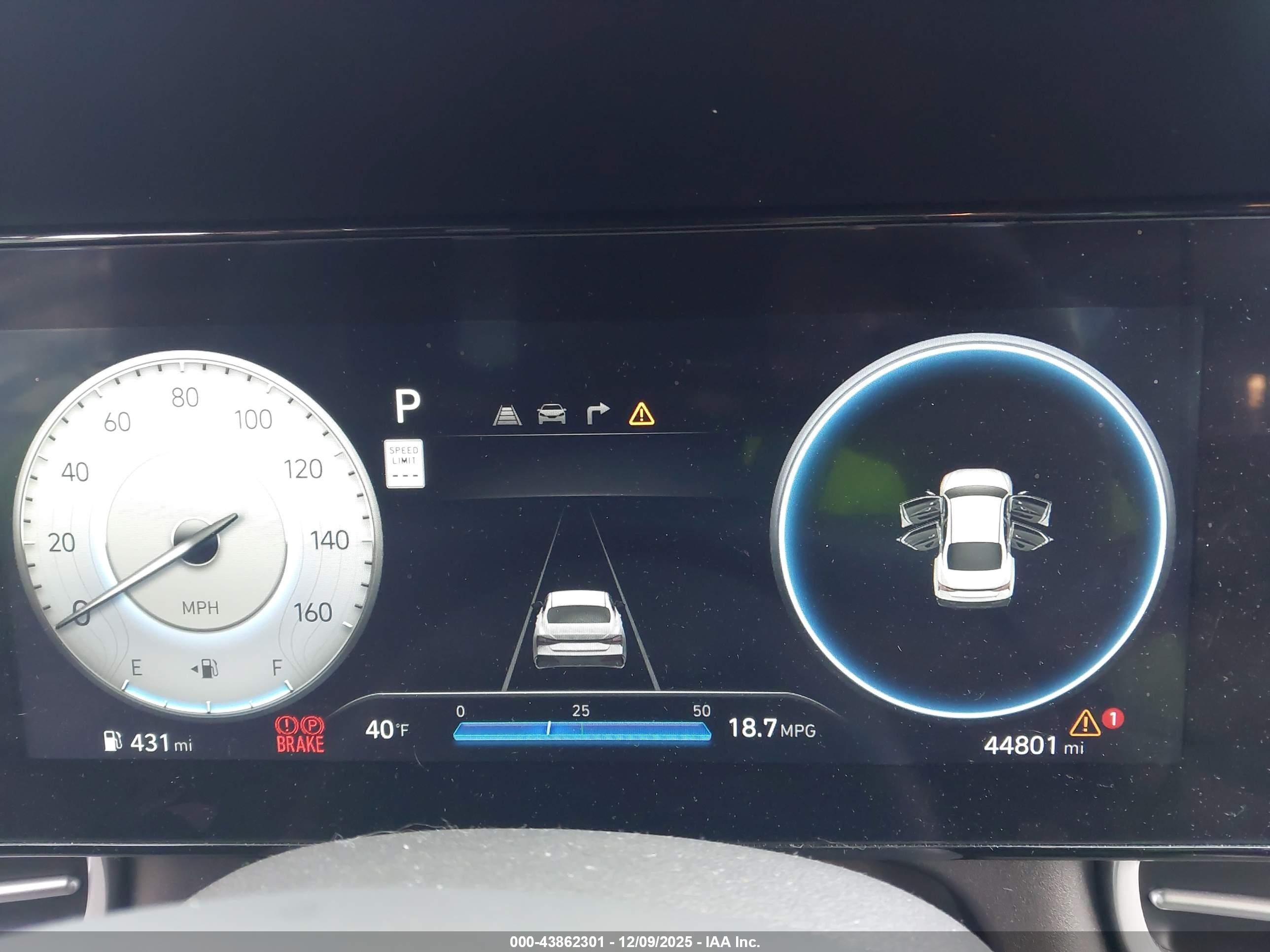 HYUNDAI ELANTRA image 7