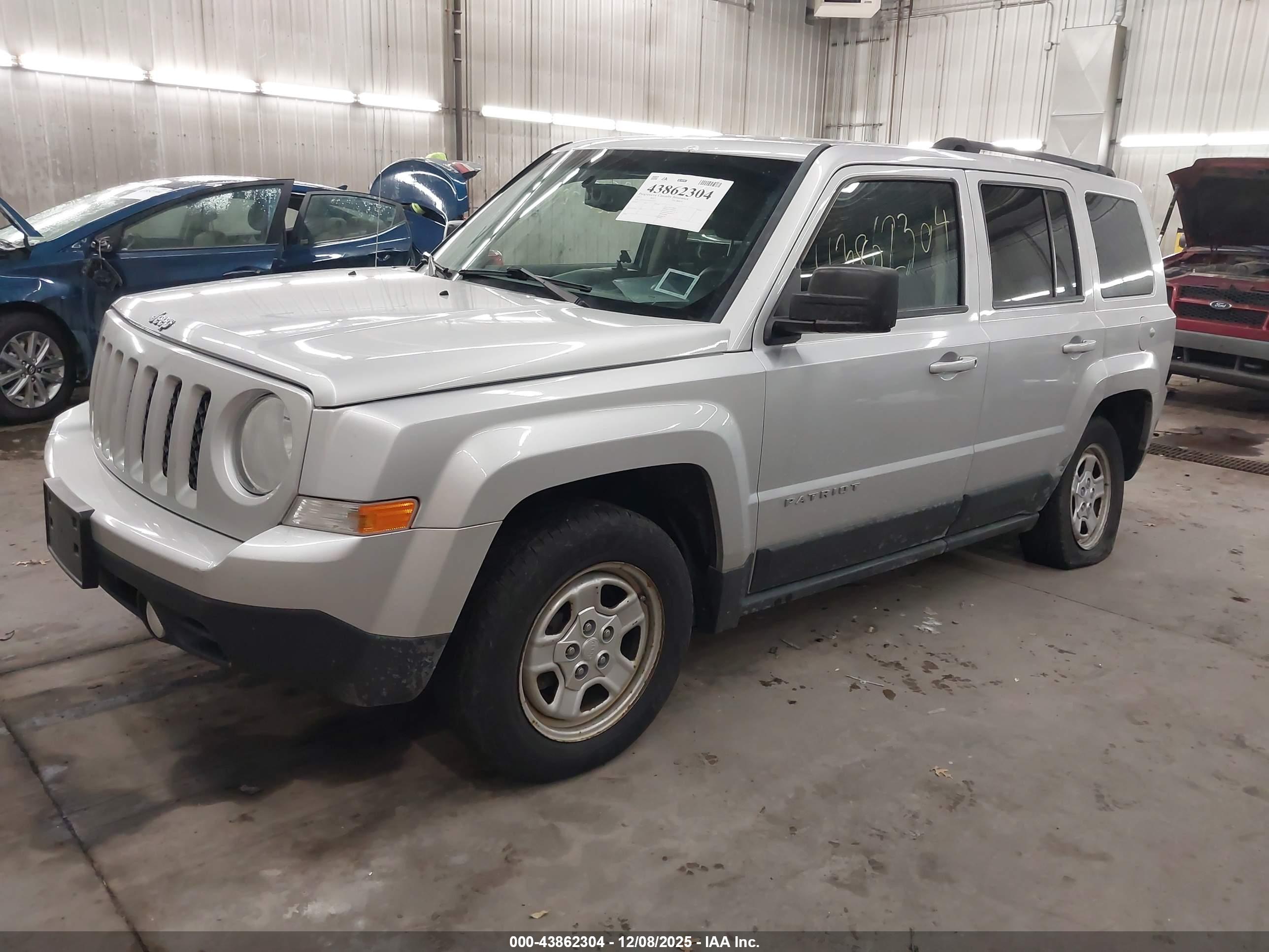 JEEP PATRIOT image 2